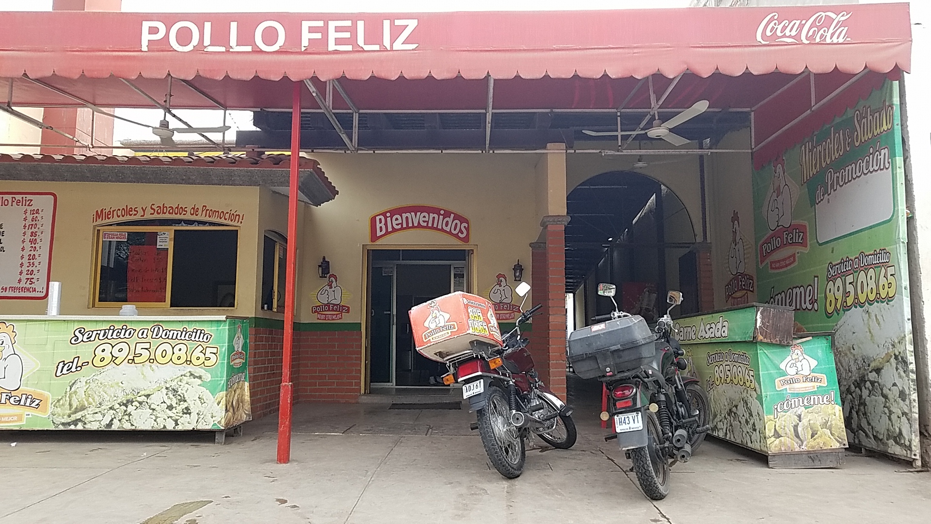 Pollo Feliz image 3