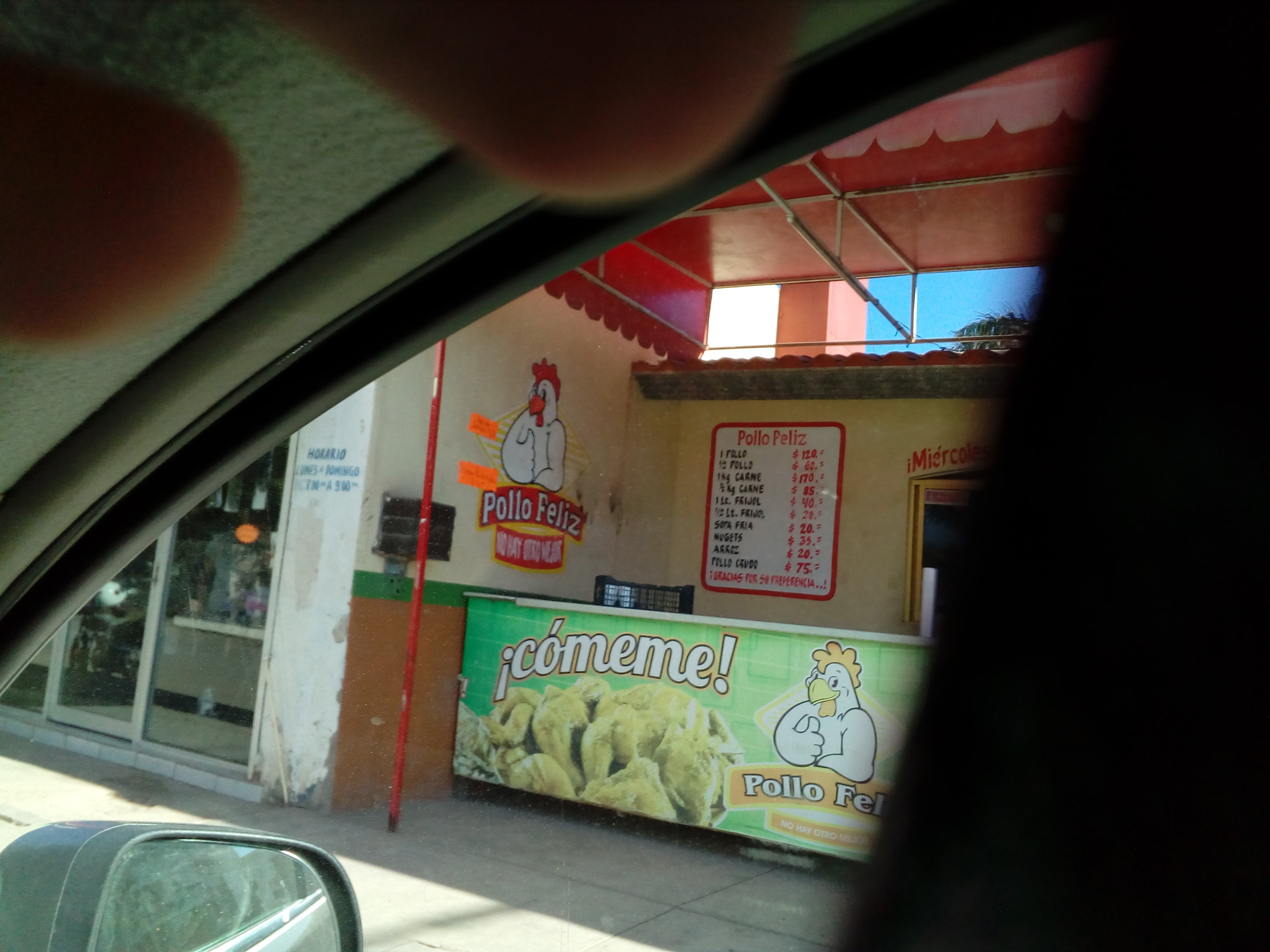 Pollo Feliz image 8