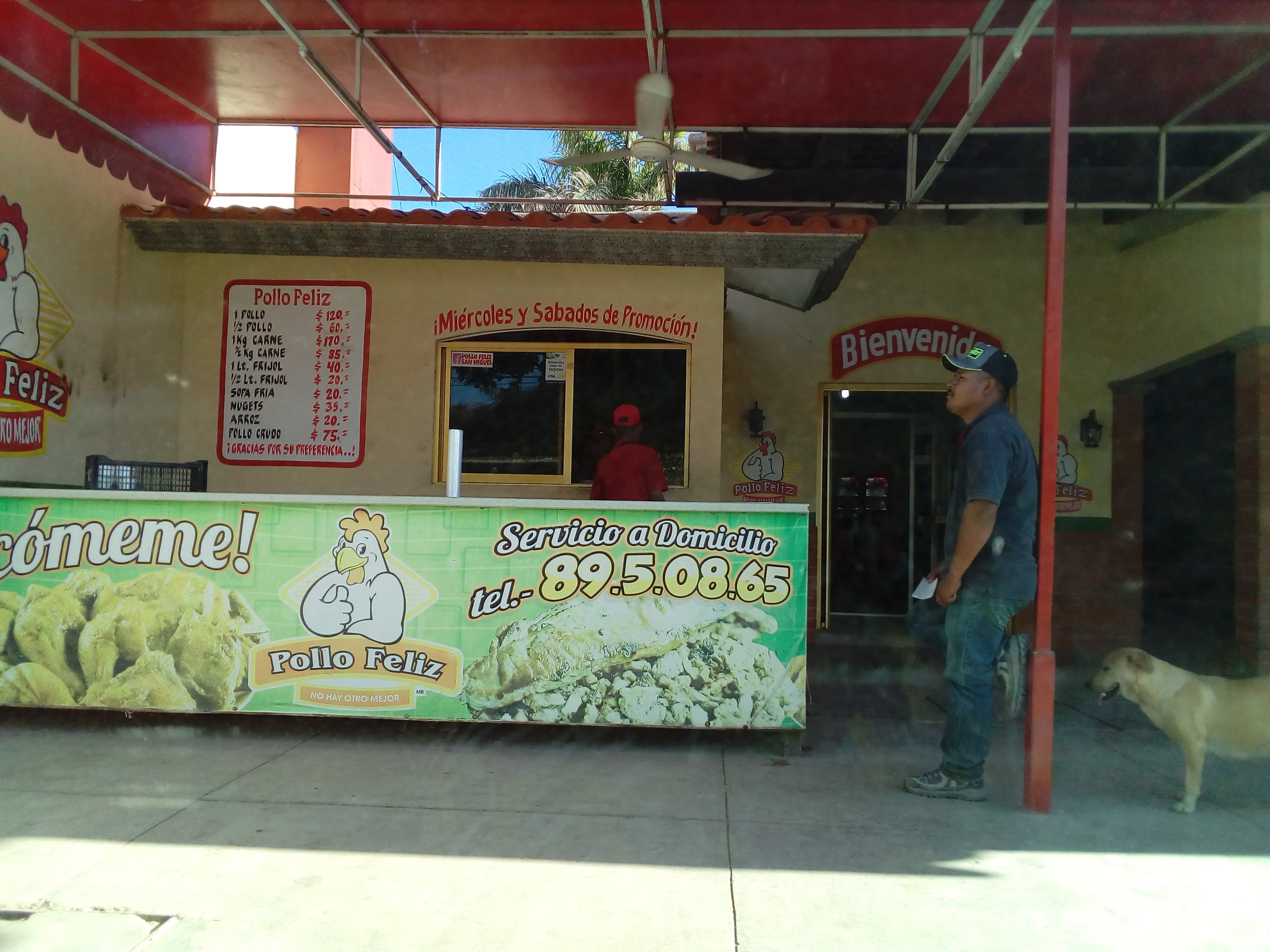 Pollo Feliz image 10