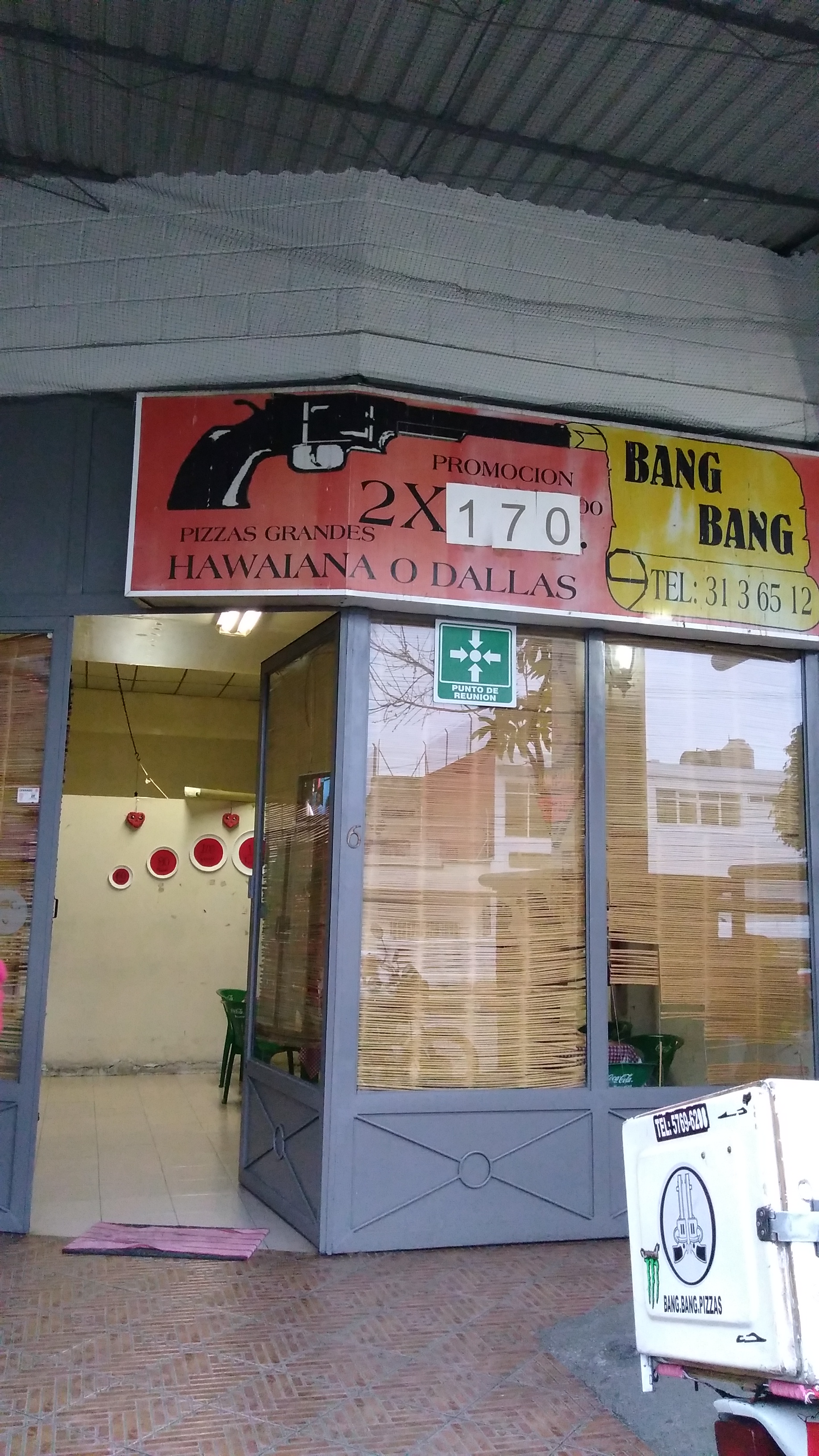 Bang Bang Pizzas image 3