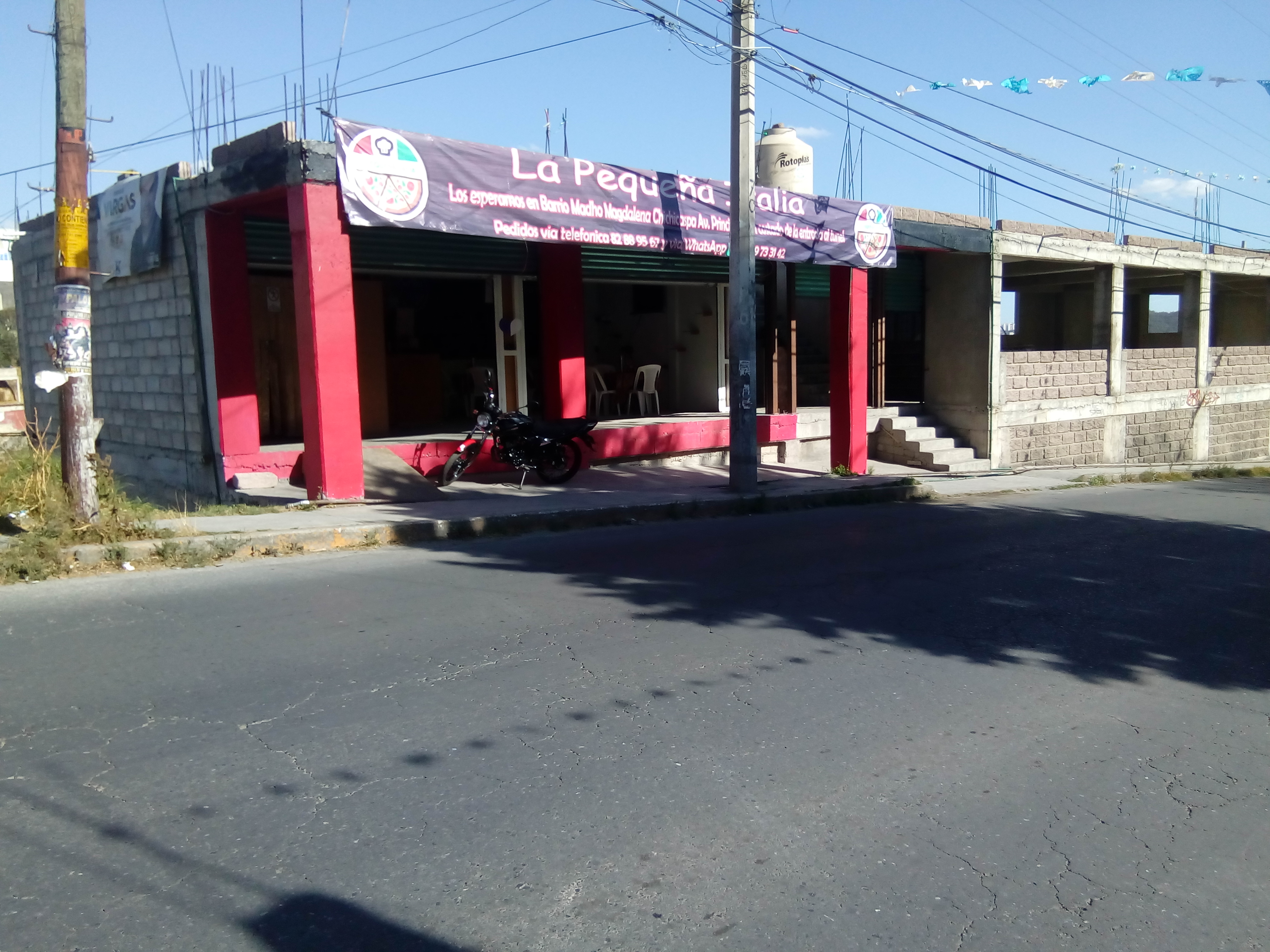 La pequeña italia image 7