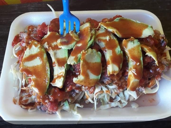 Botanas León image 7