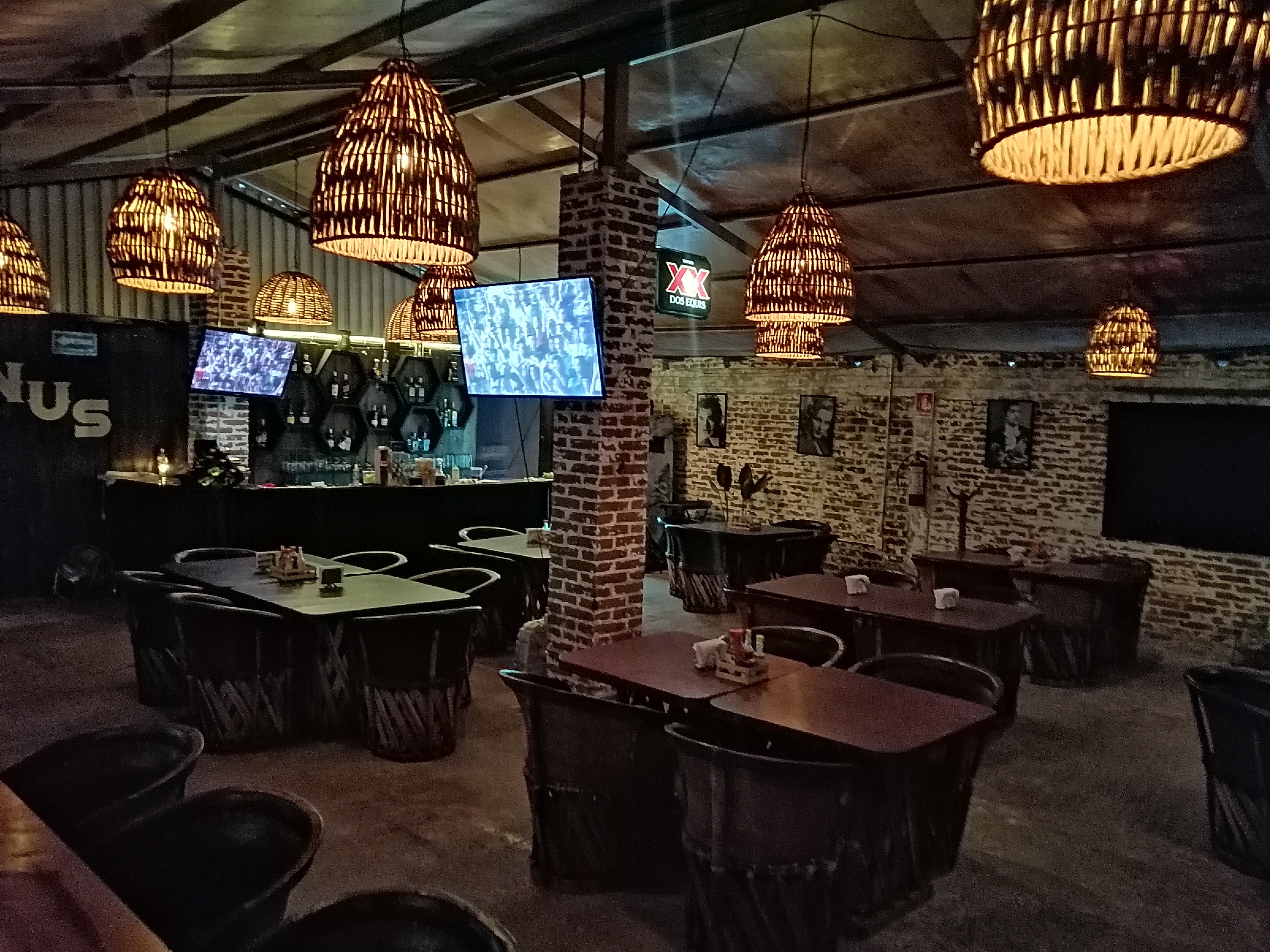 Gambrinus Botanero Familiar image 5