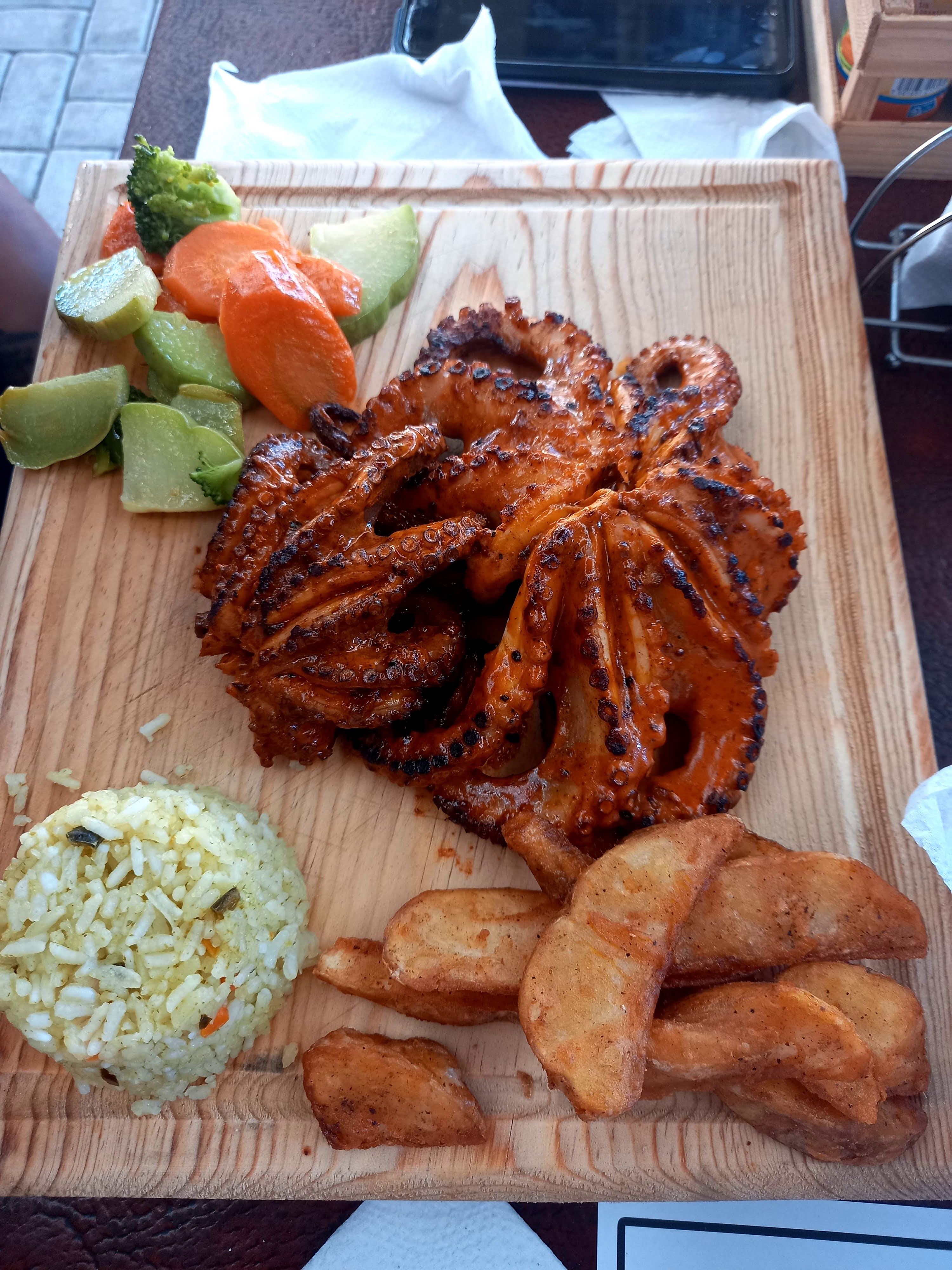 Gambrinus Botanero Familiar image 8