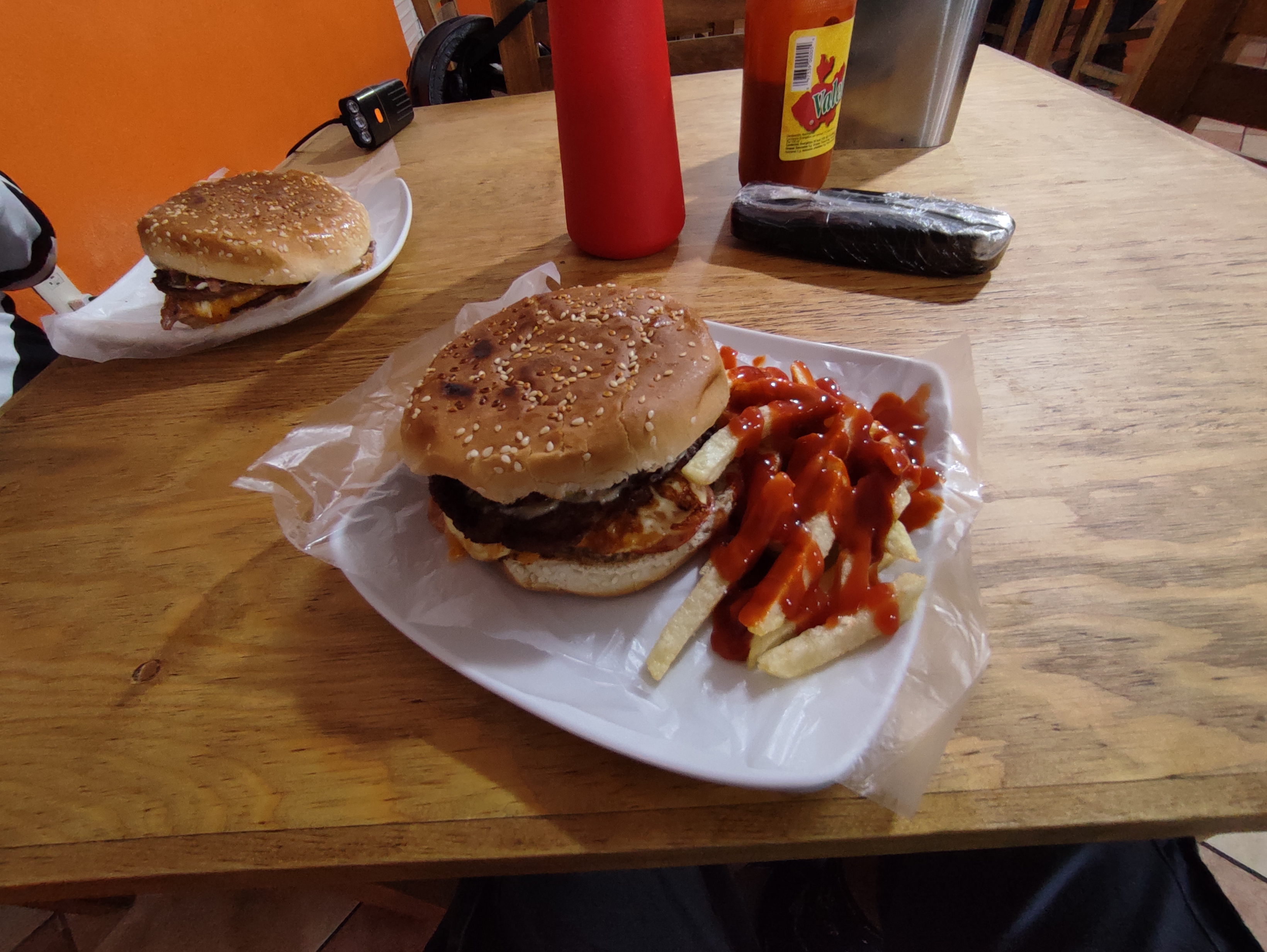 HAMBURGUESAS CÉSAR'S image 1