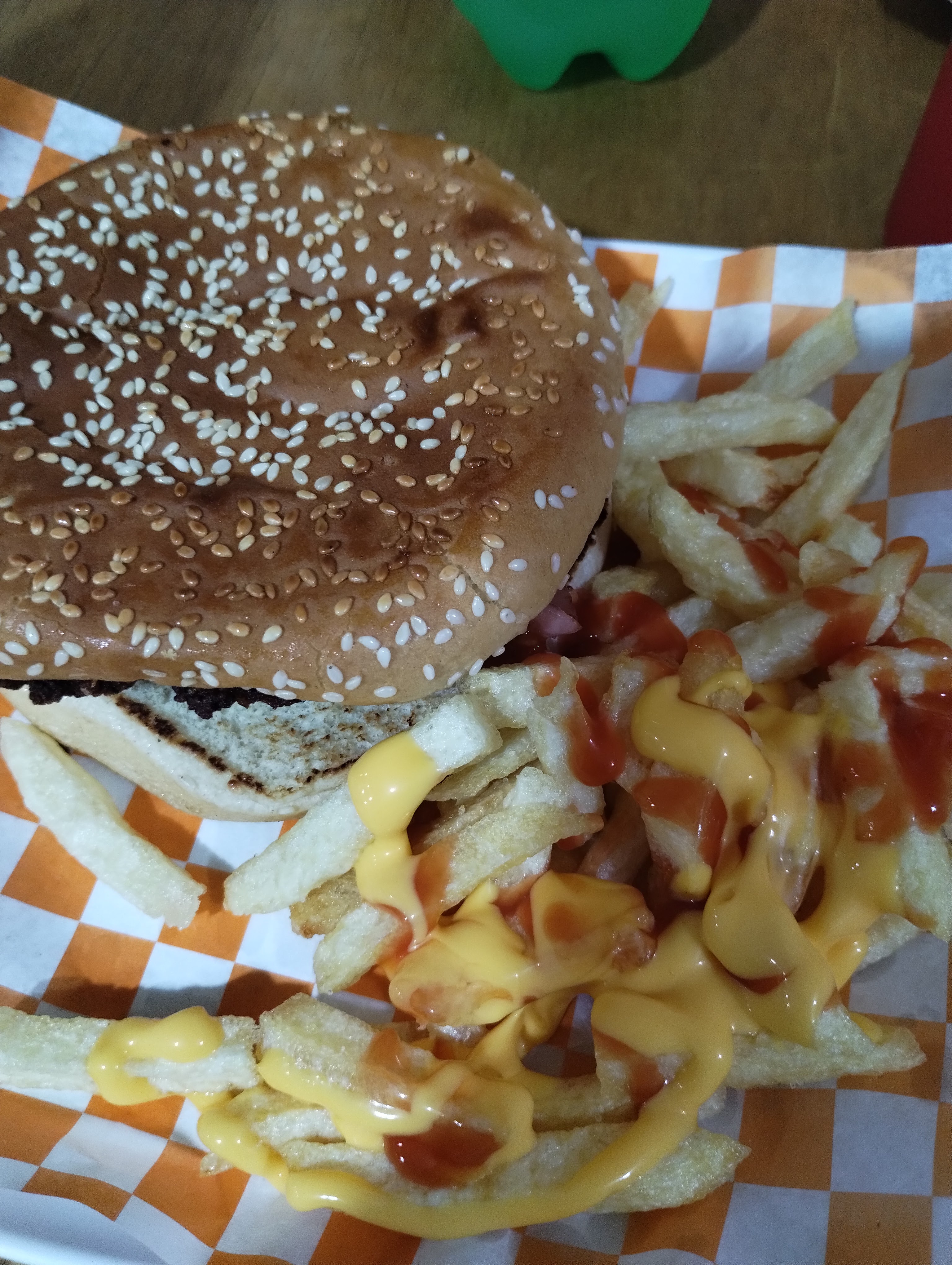 HAMBURGUESAS CÉSAR'S image 2