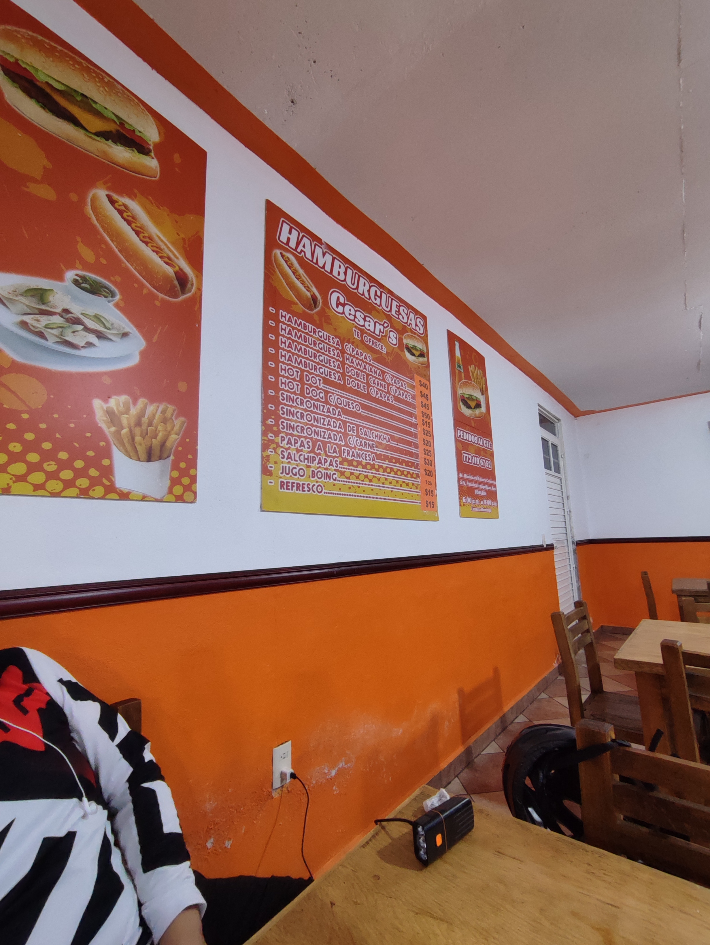 HAMBURGUESAS CÉSAR'S image 3