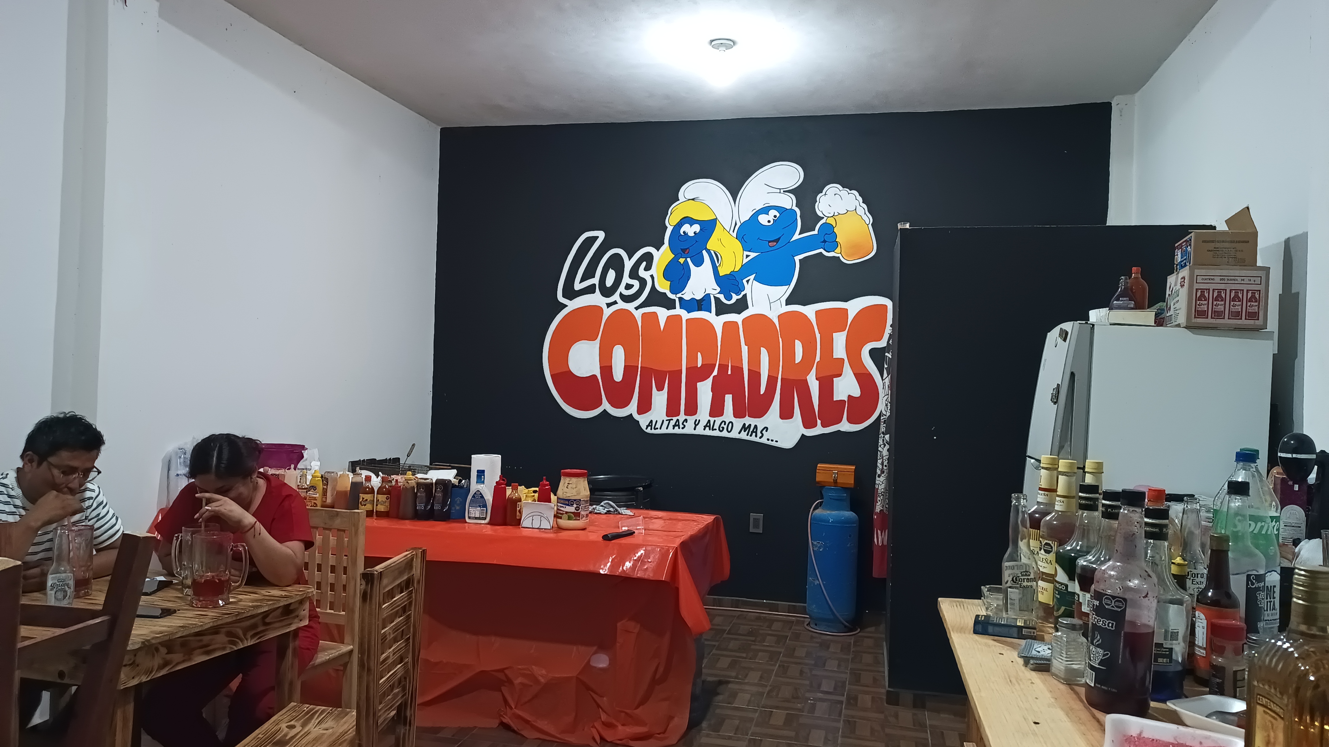 Alitas y algo más LOS COMPADRES!! image 1