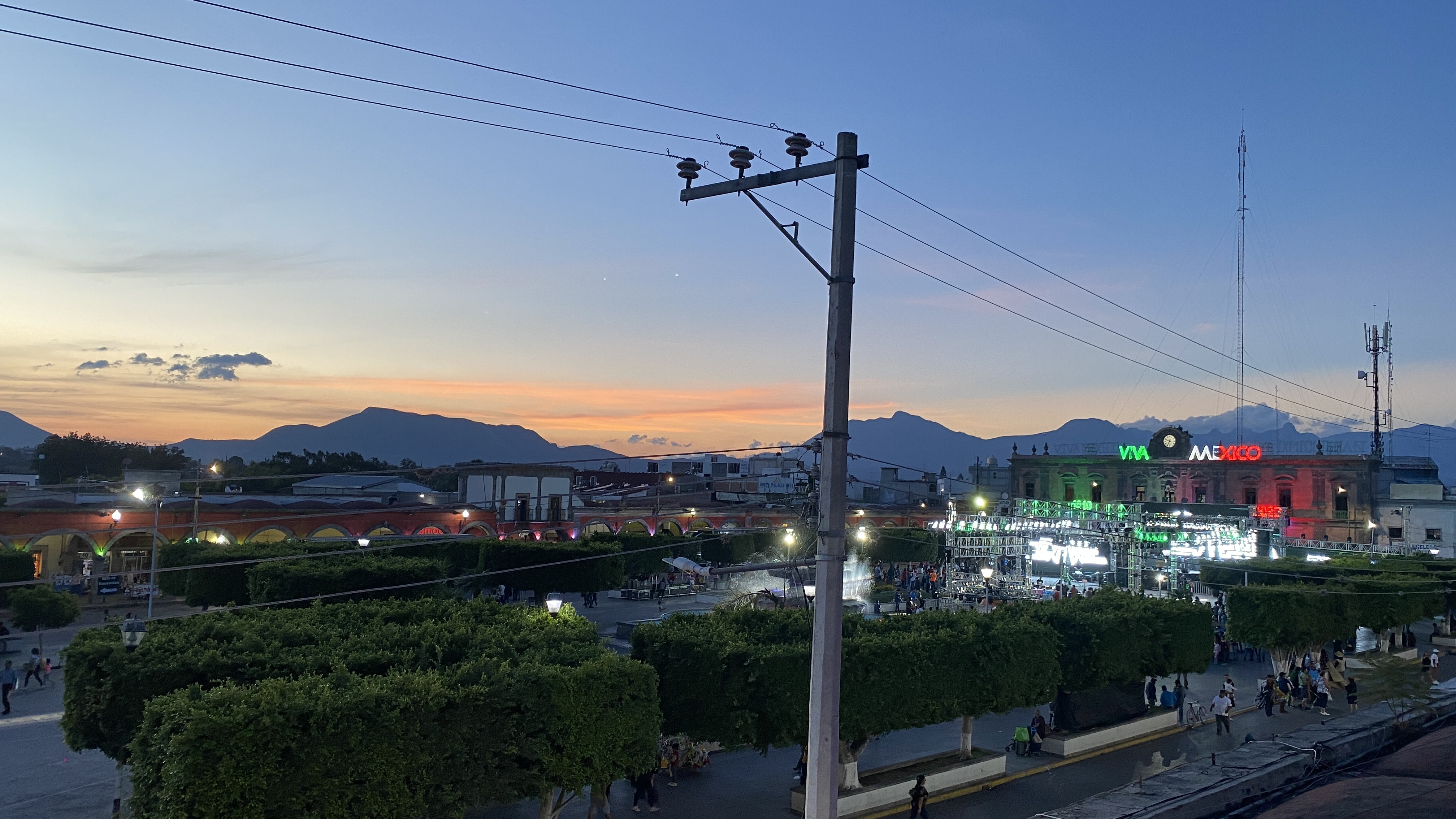 Pueblito Pizza Restaurant Bar image 5