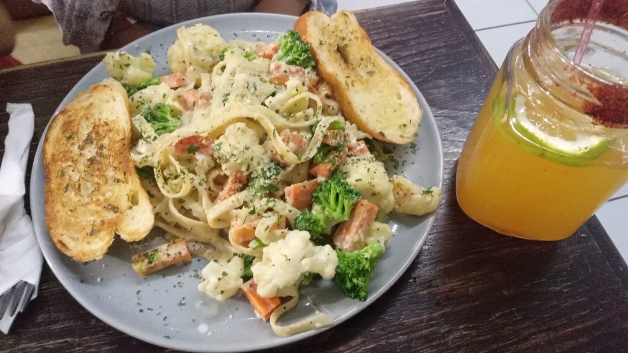 Pueblito Pizza Restaurant Bar image 8