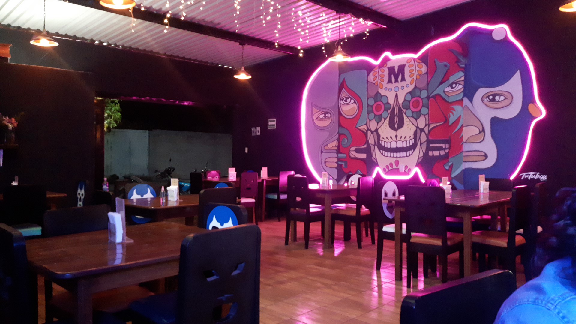 Mask & Bites by Jackson image 3