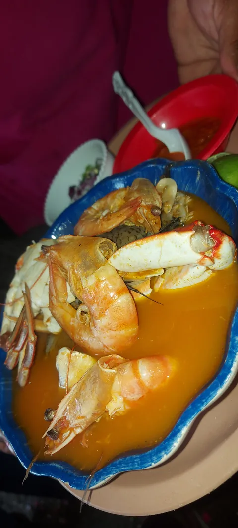 Mariscos el angel image 3