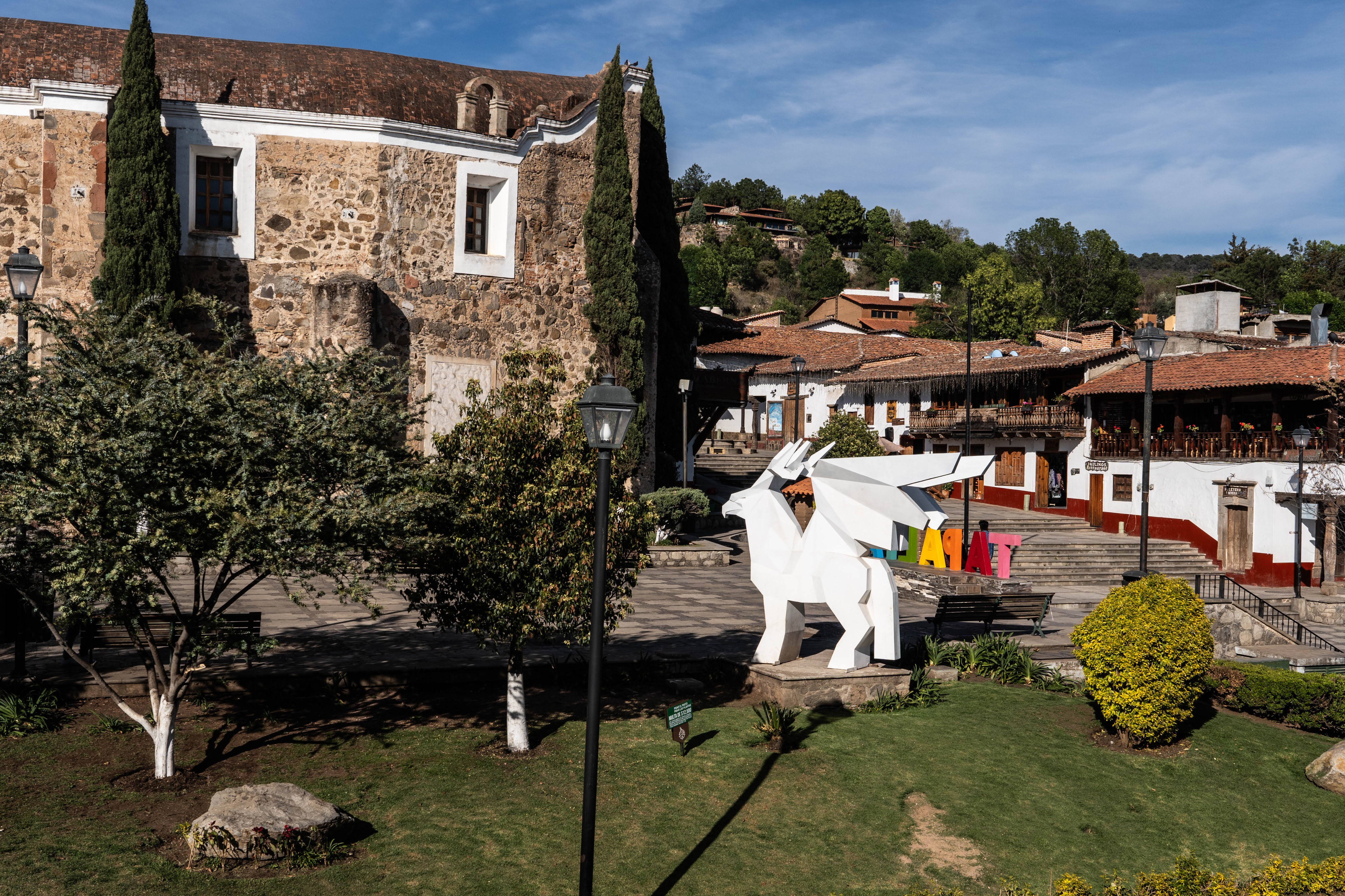 El Mesón de Los Encinos image 3