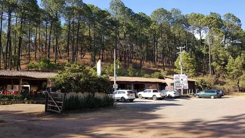Los Encinos image 6
