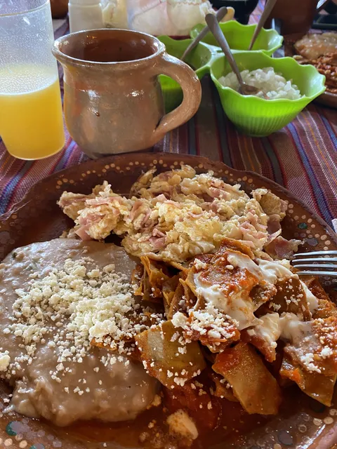 El Tejaban Fonda image 5