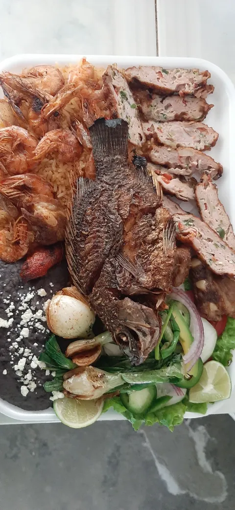 RESTAURANT "EL DELFIN" image 4