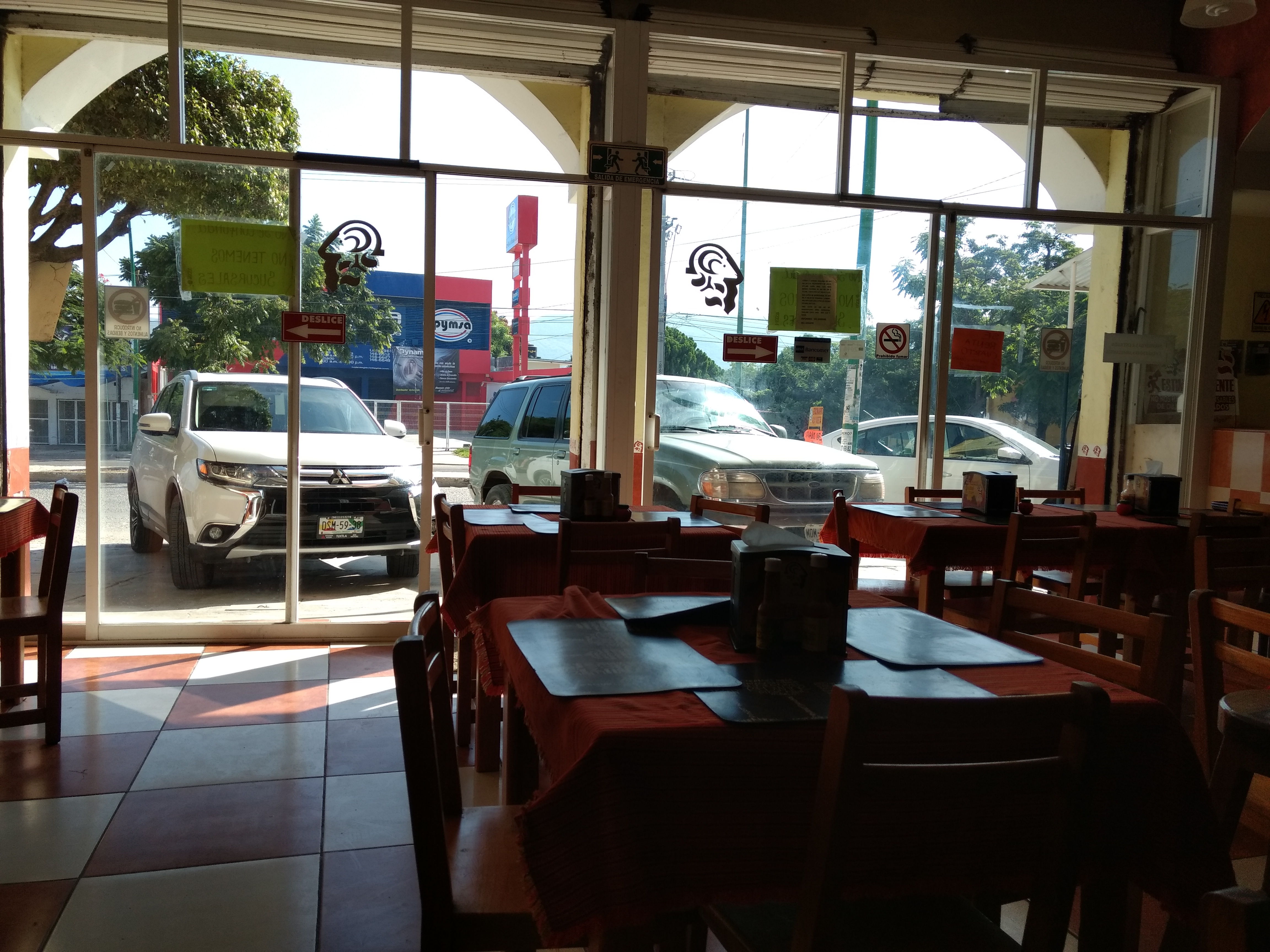 Restaurante el Refugio Barbacoa y Consomé image 1