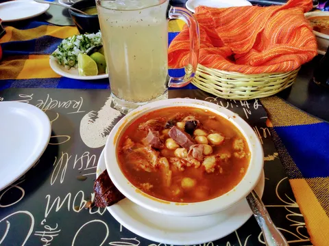 Restaurante el Refugio Barbacoa y Consomé image 6