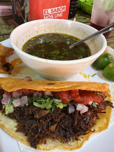 BIRRIERIA LOS TITOS image 3