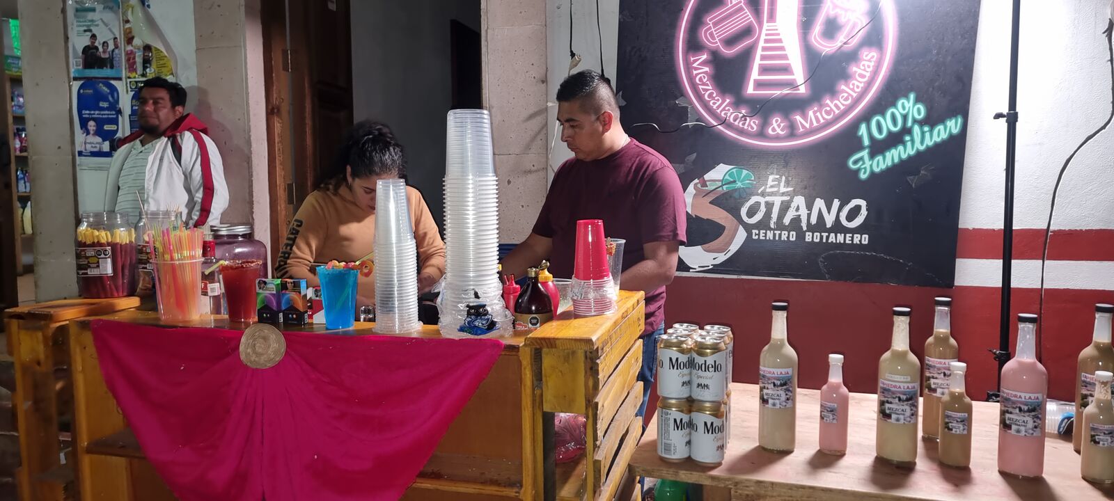 EL SÓTANO WING'S image 2