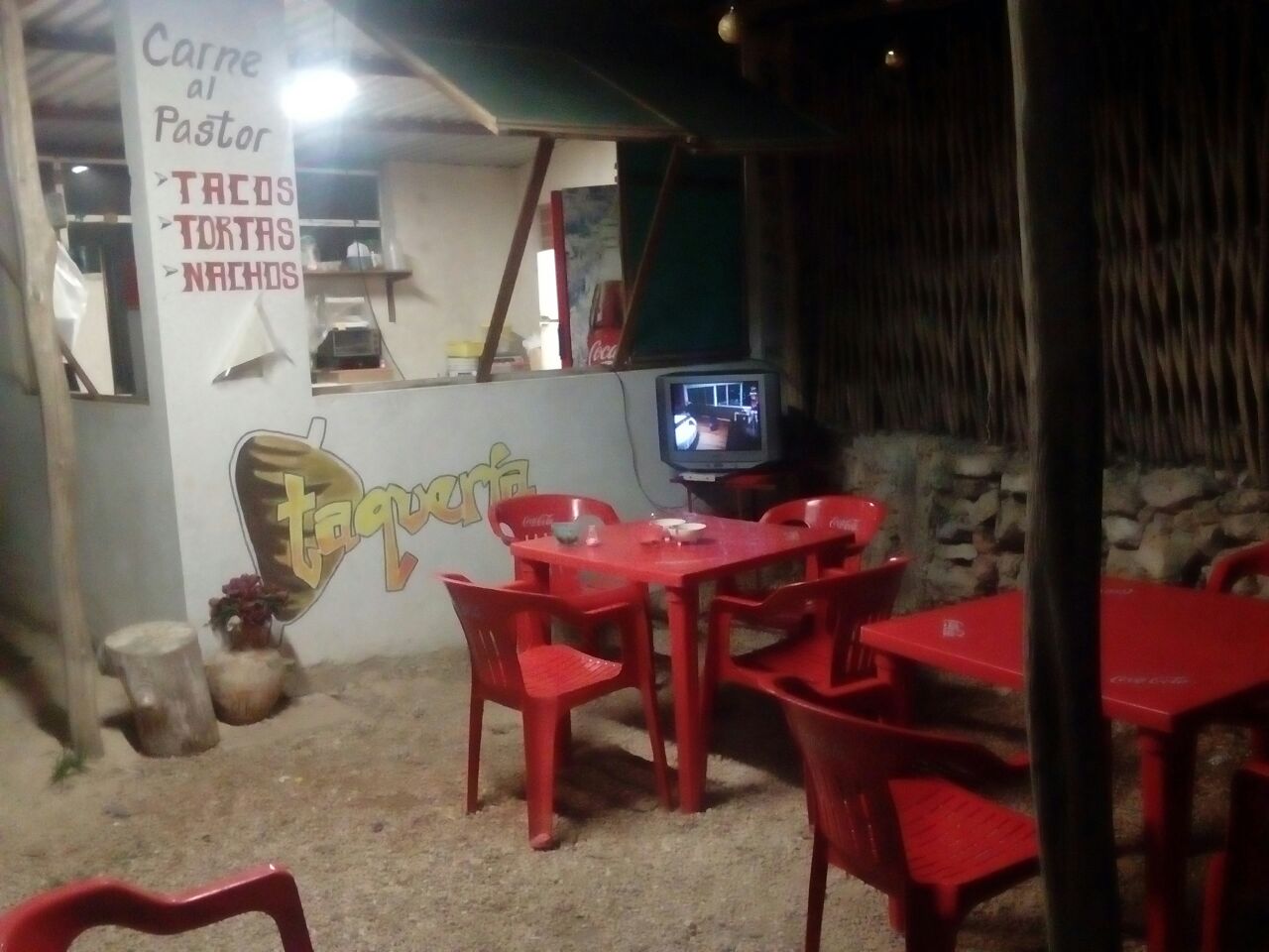 Taqueria "Manolos" image 4