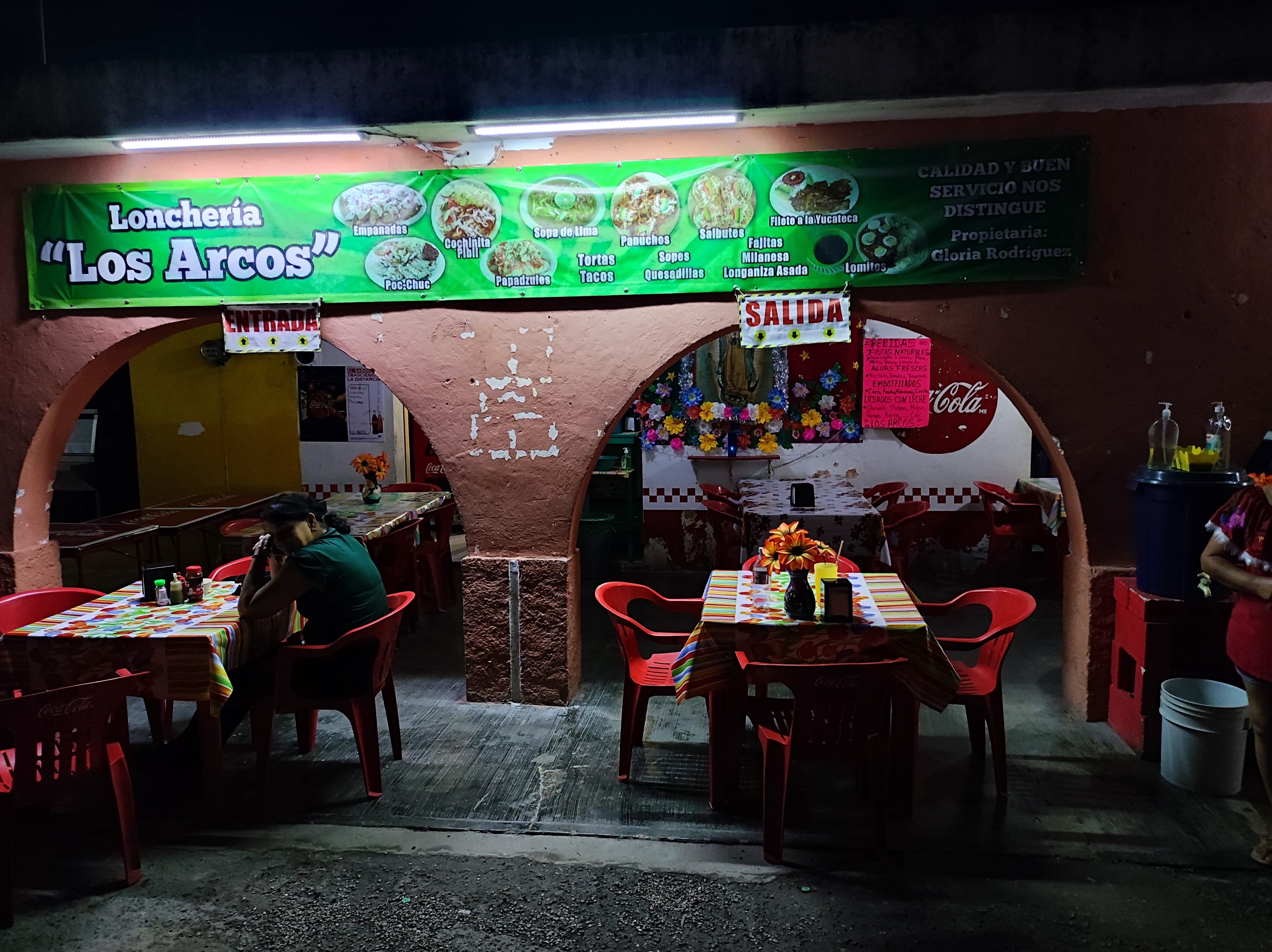 Loncheria Los Arcos image 1