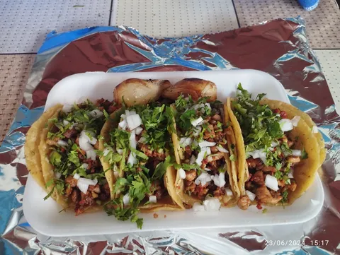 Taquería EL taco Feliz Mártir Cuahutémoc image 6
