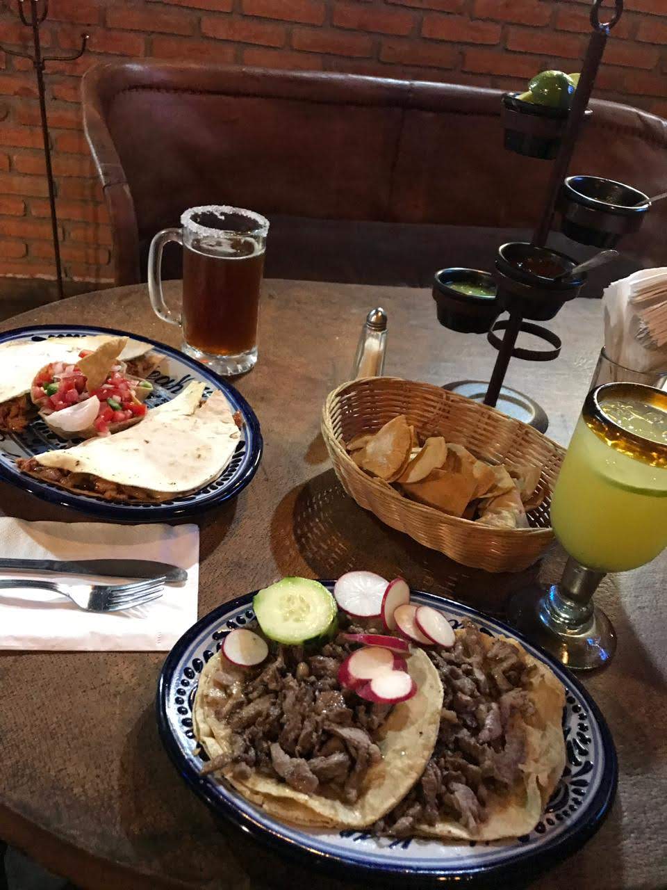 Taqueria & restaurante image 4