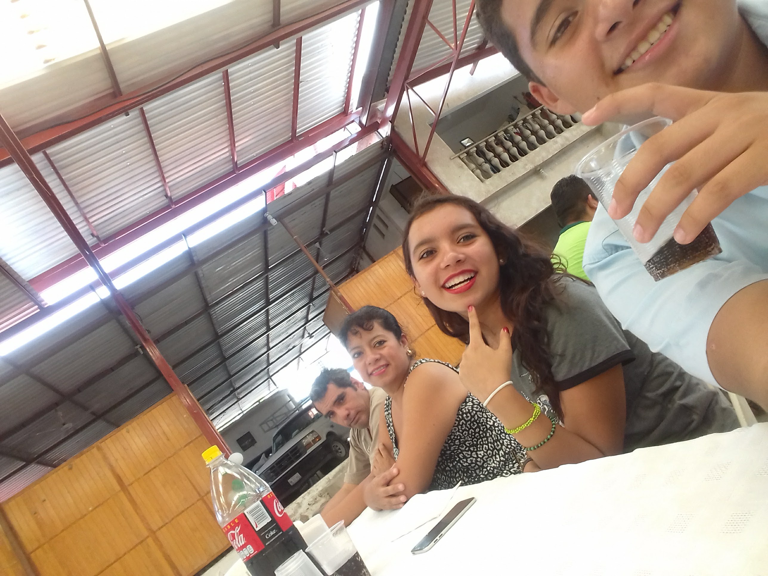 Gordas De La China image 2