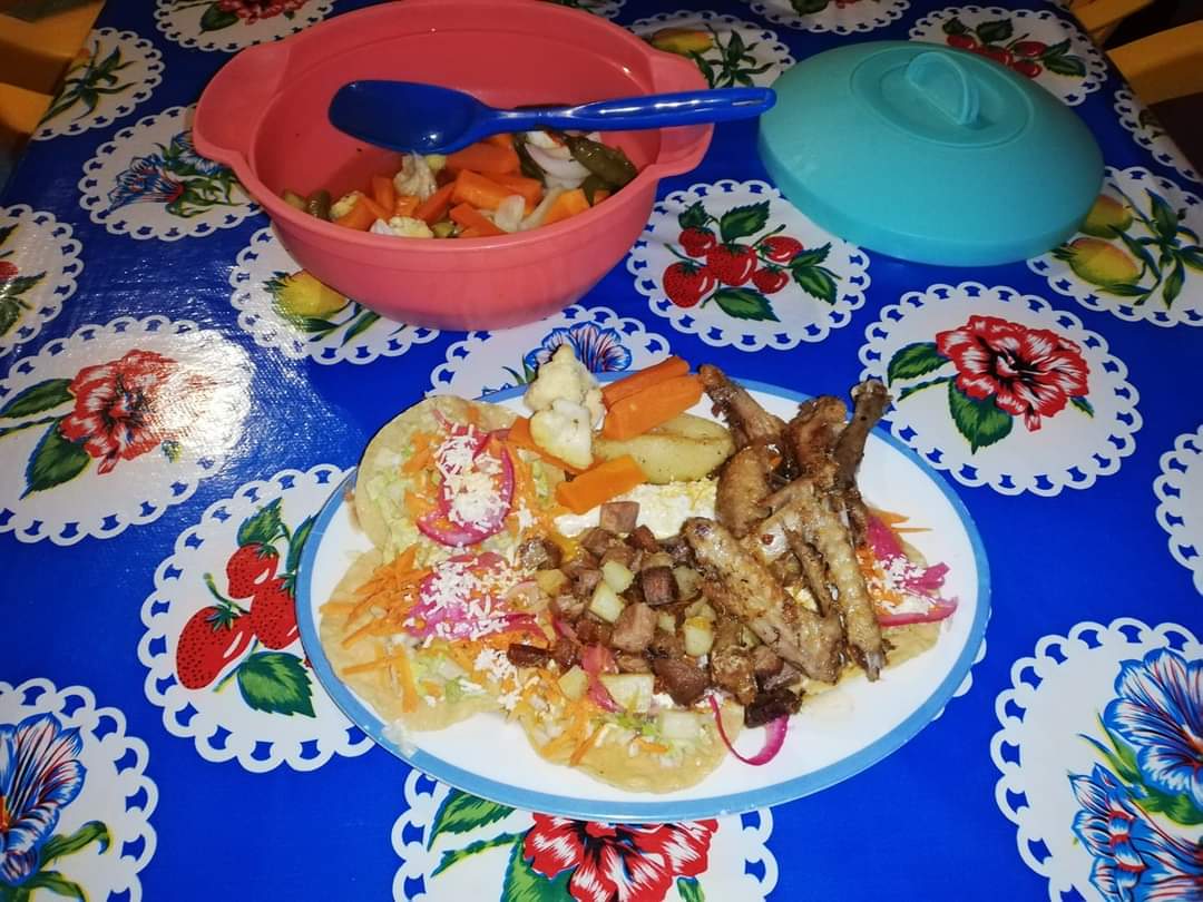 Cenaduria Doña Toña image 7