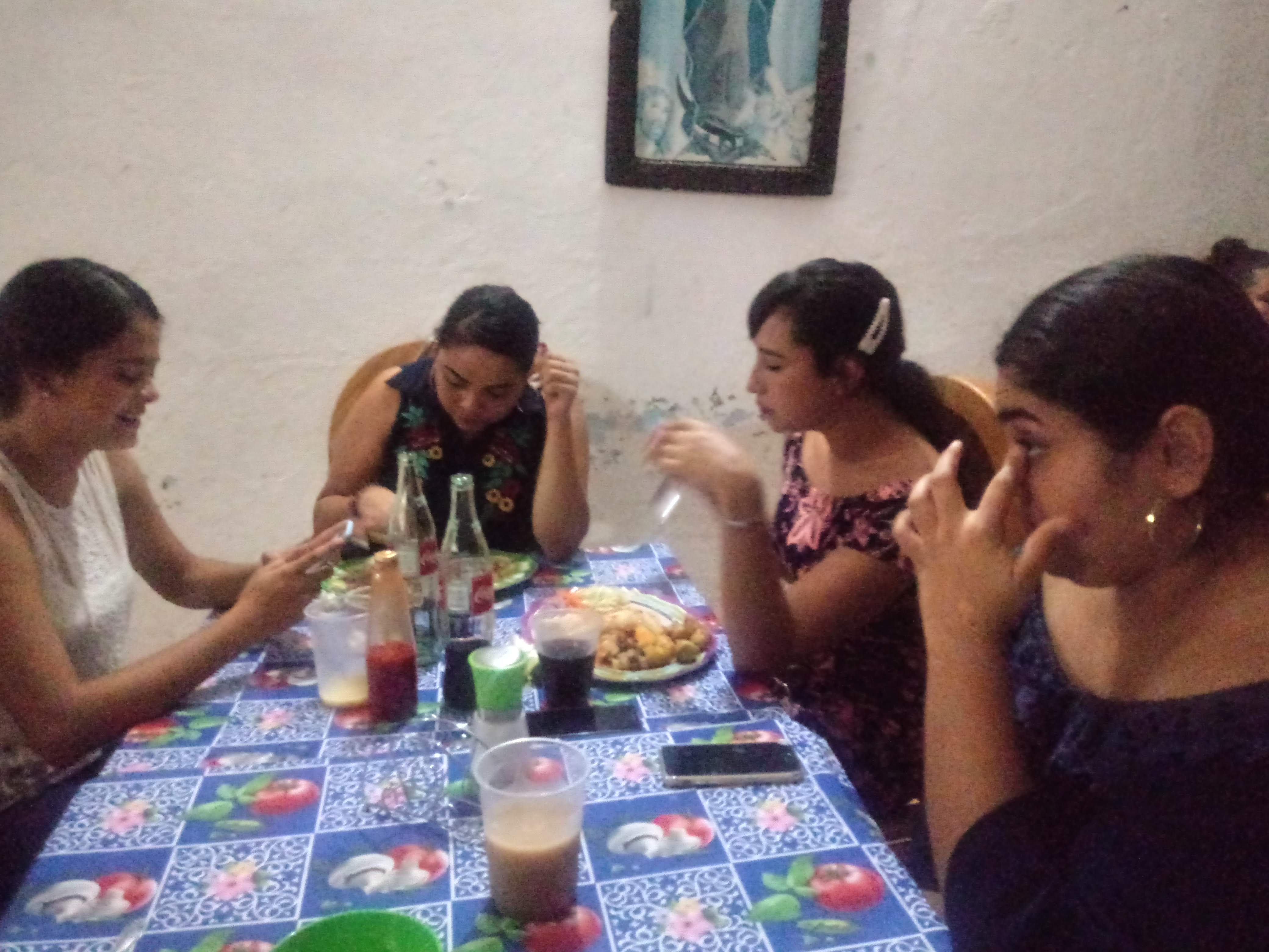 Cenaduria "las Generalas" image 8