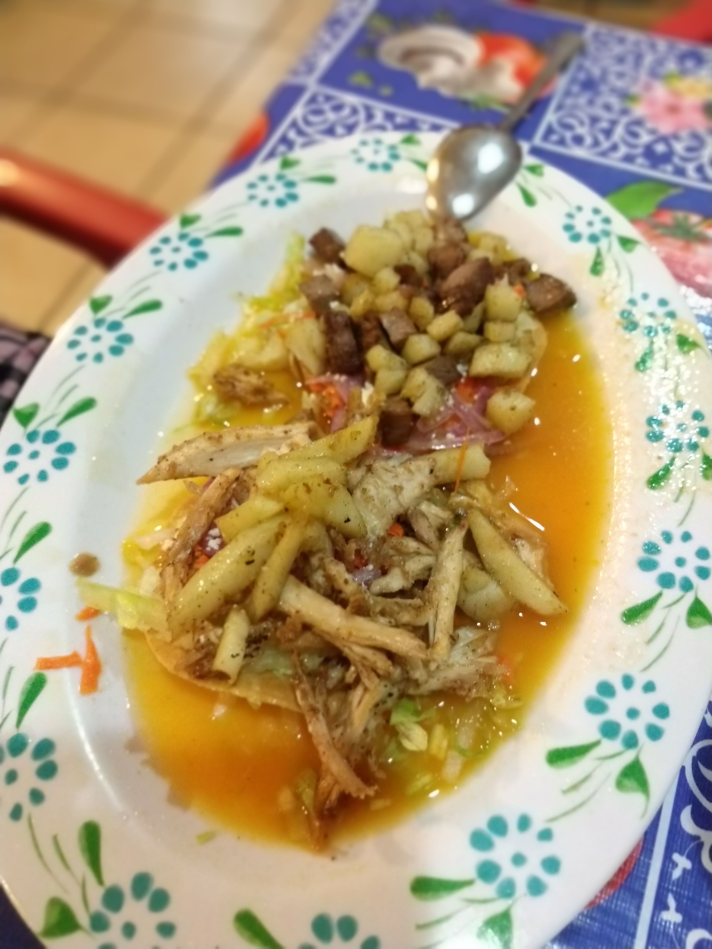 Cenaduria "las Generalas" image 10