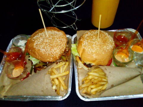 Club Soda image 2