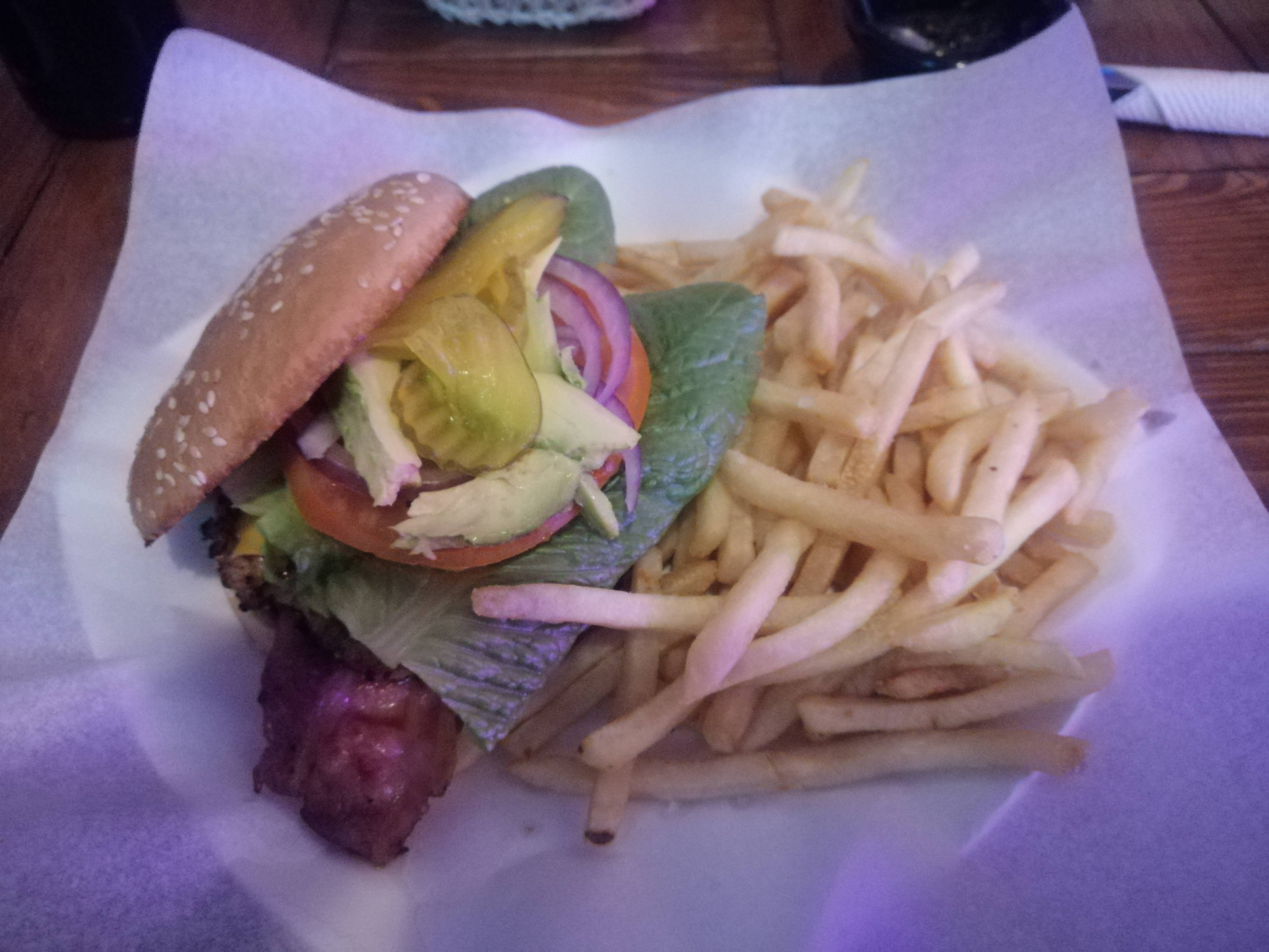 Luna's Restaurant/Bar y Pizza and Wings image 4