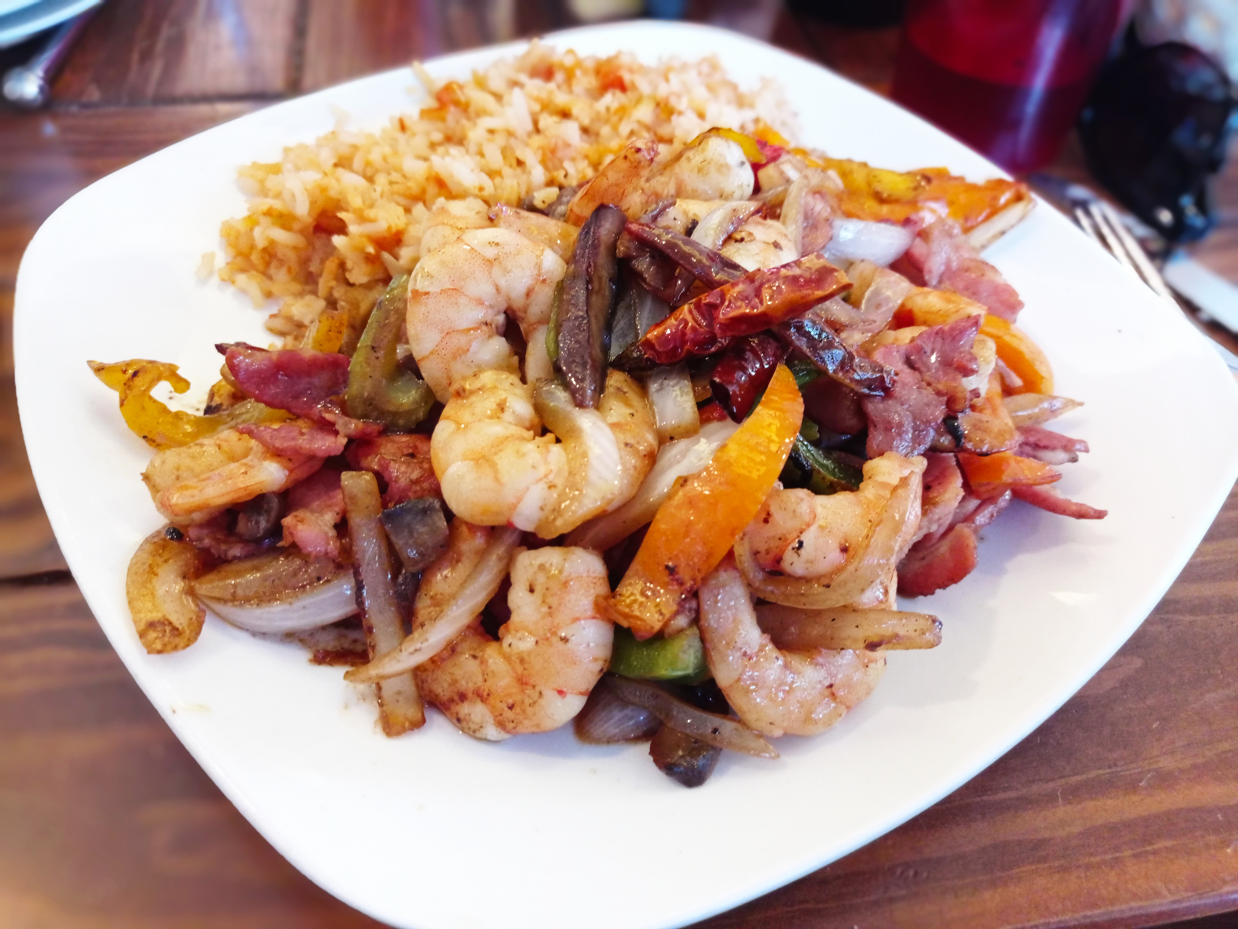 Luna's Restaurant/Bar y Pizza and Wings image 6