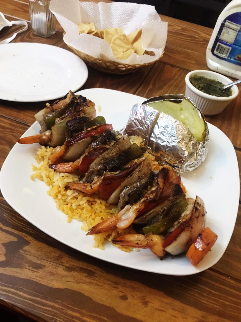 Luna's Restaurant/Bar y Pizza and Wings image 8