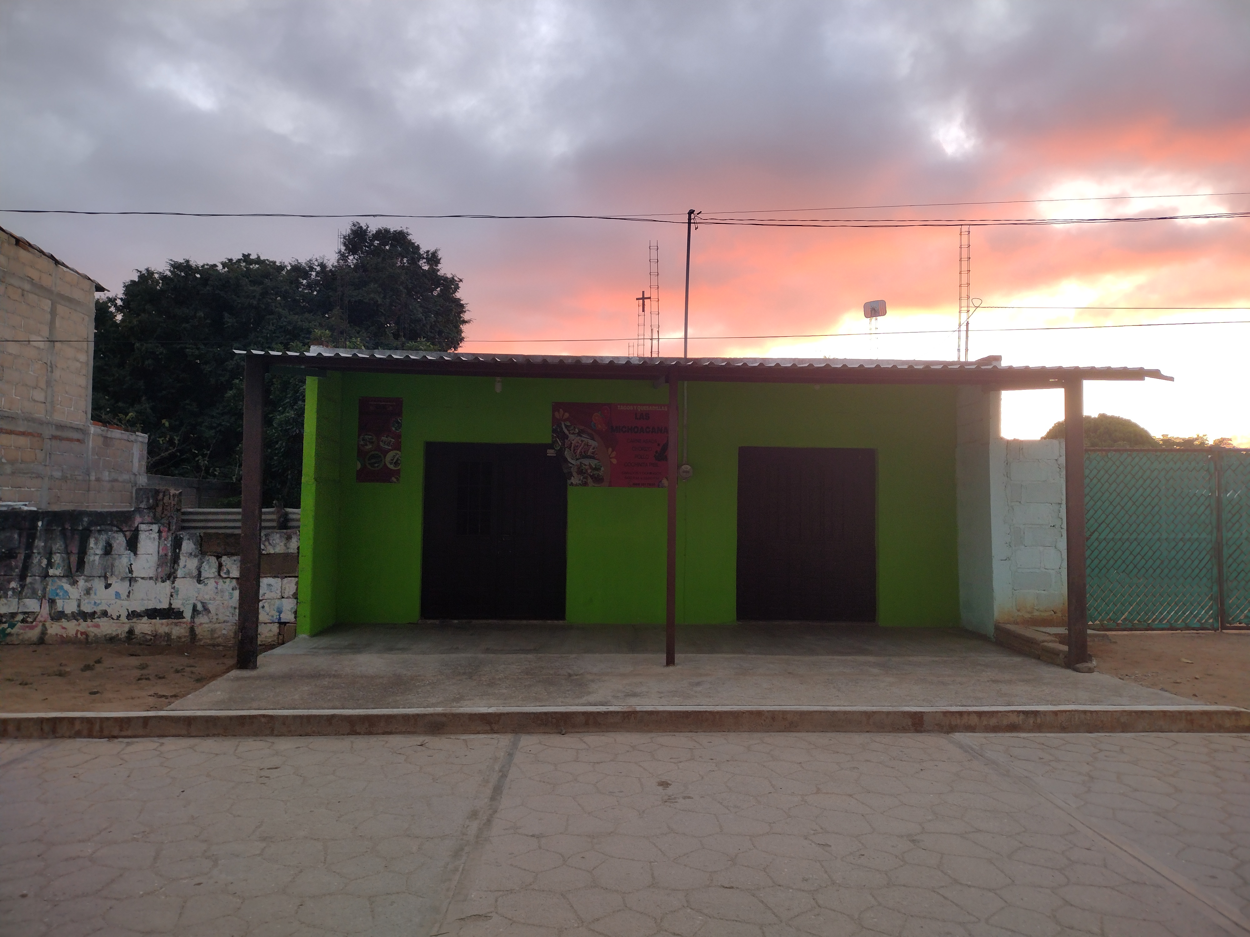 Tacos y Quesadillas "Las Michoacanas" image 5