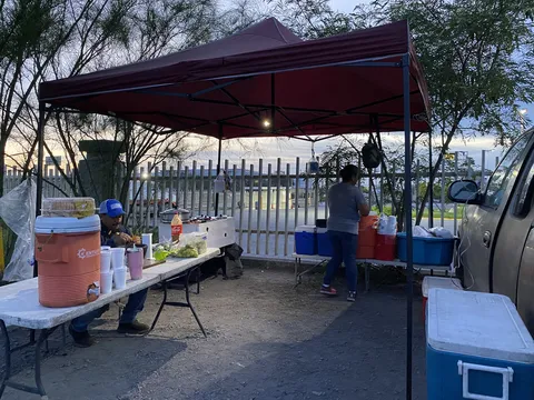 Tacos de guisos Adriana image 1