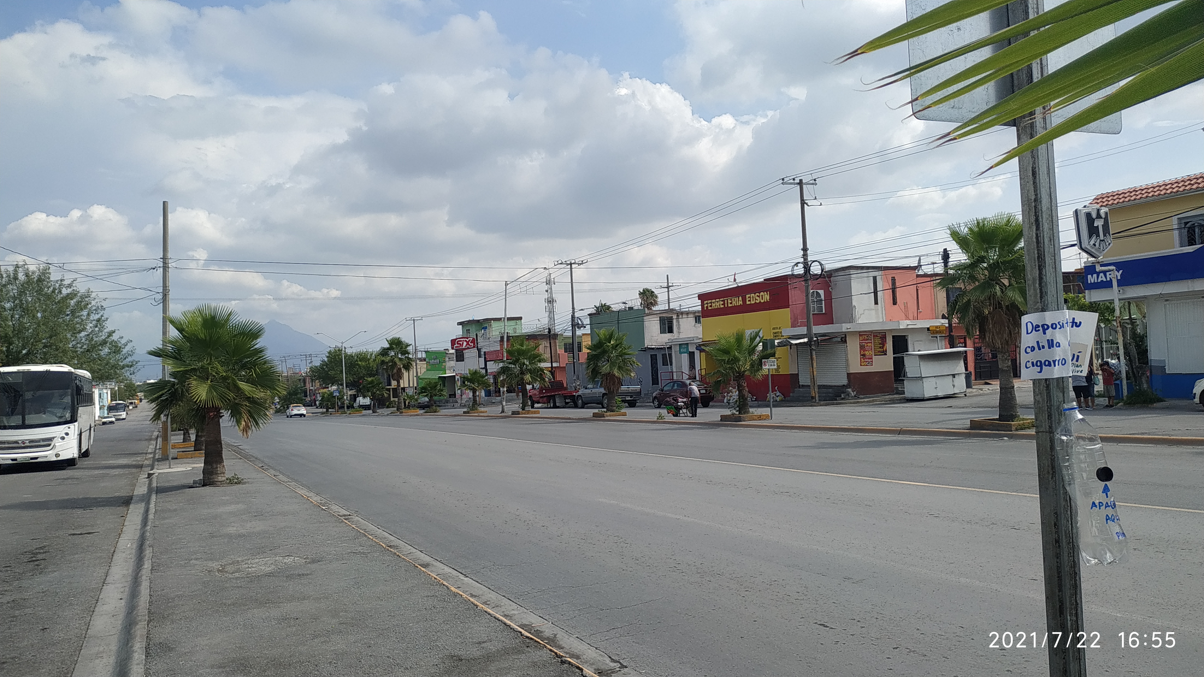 Ricky Burguer y Tacos image 3