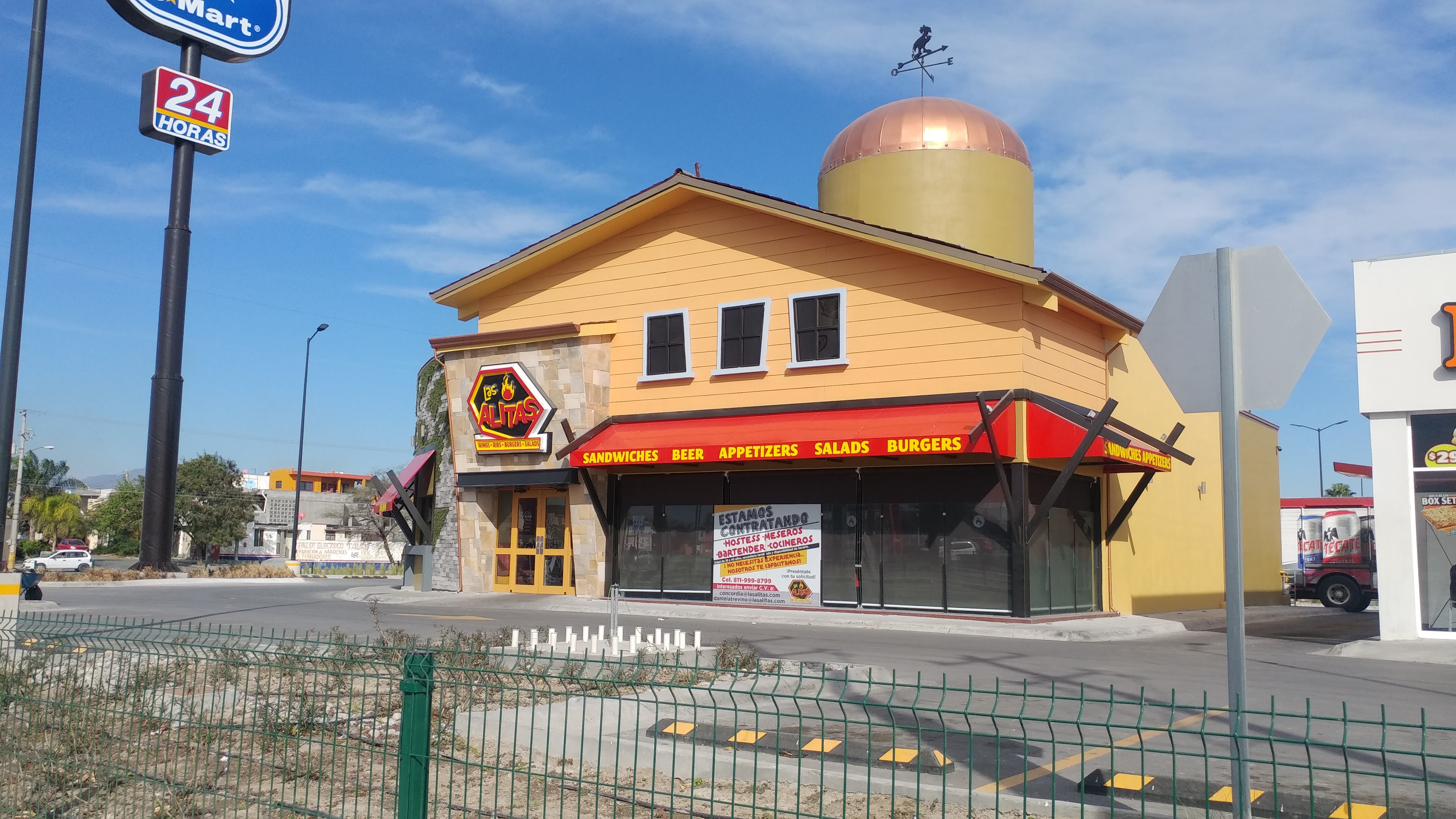 Las Alitas Concordia image 1