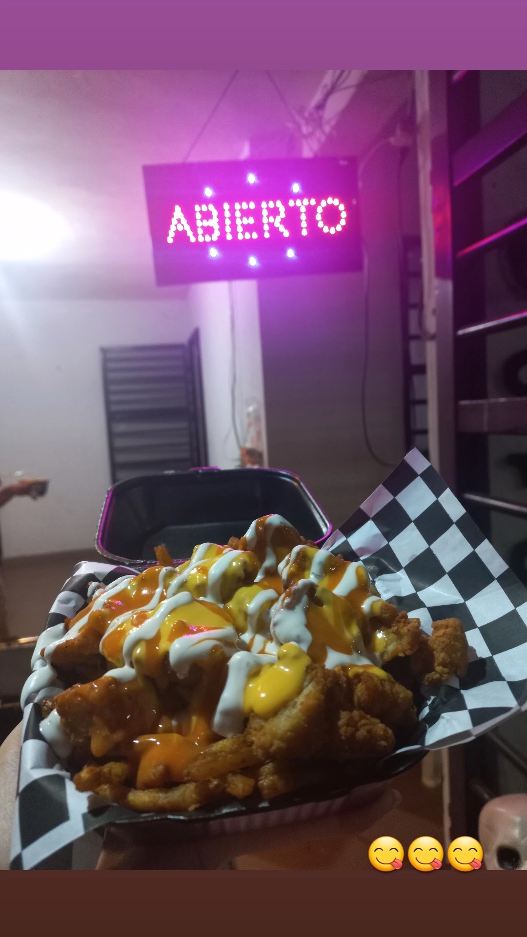 Ari's Burger image 2