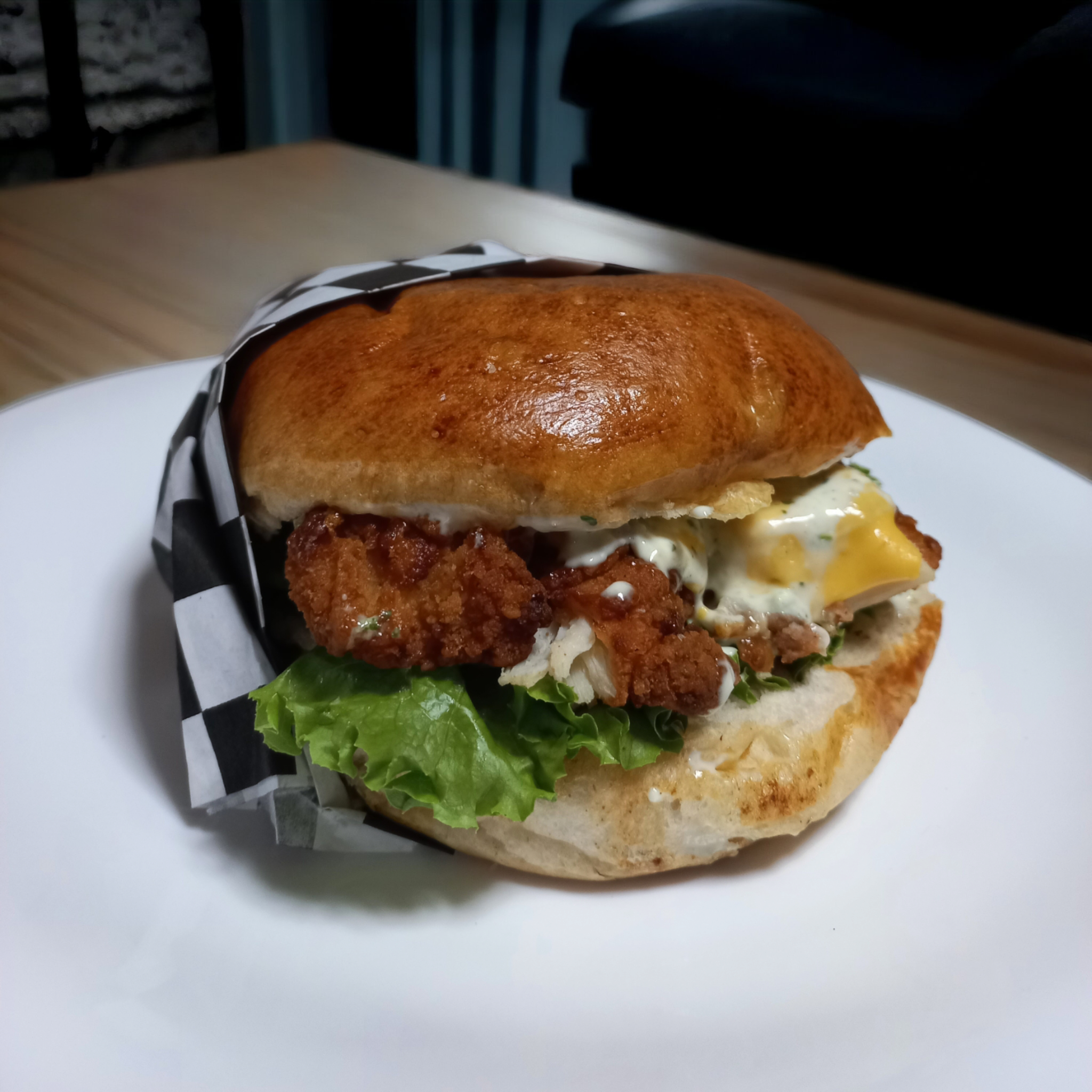 Ari's Burger image 6