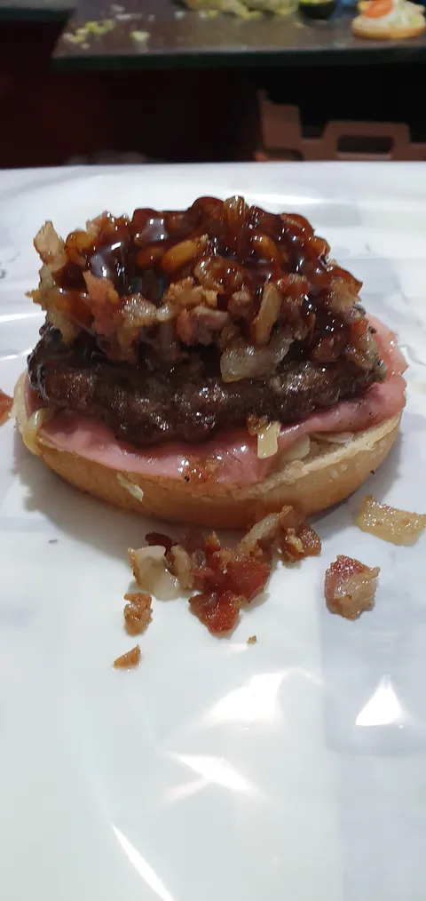 EL TIO MIKE "BURGUER'S " image 4