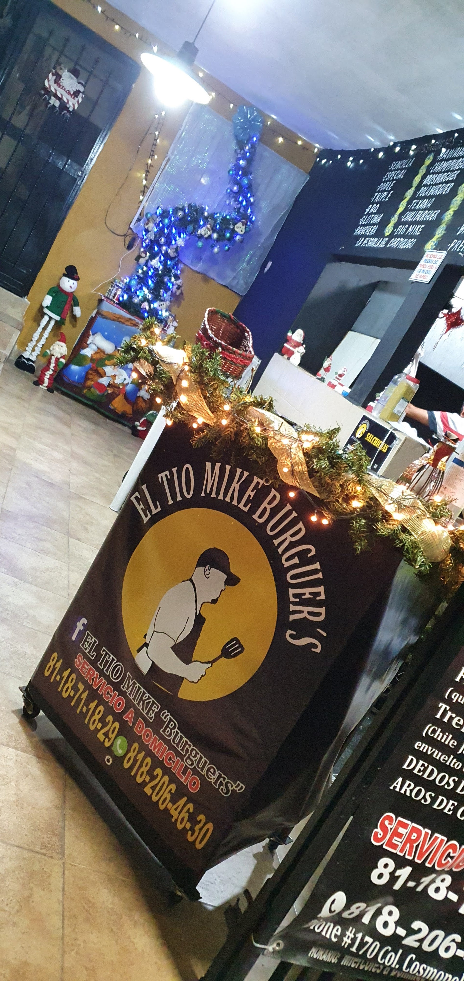 EL TIO MIKE "BURGUER'S " image 6