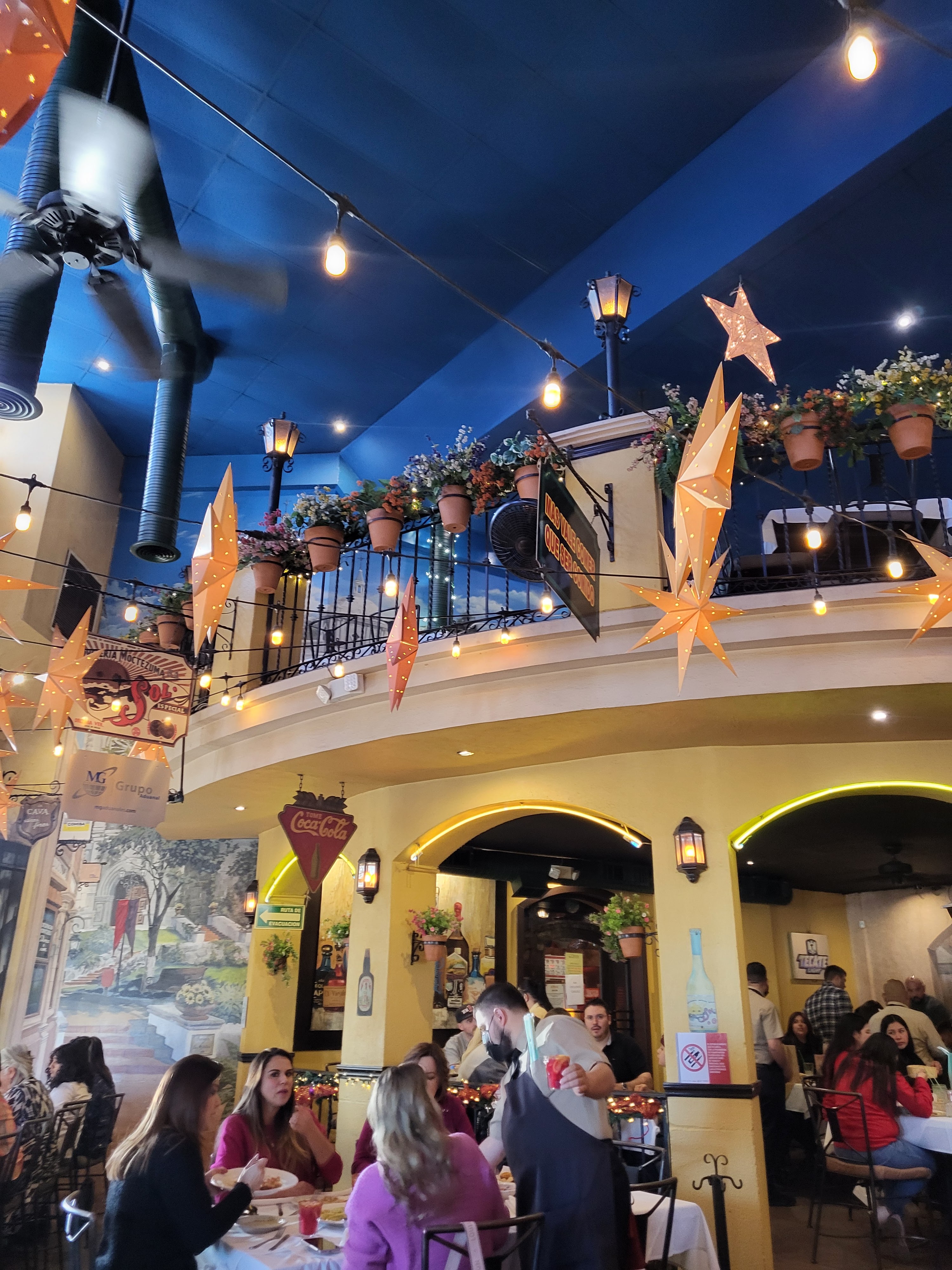 Restaurant El Marcos Nogales image 7