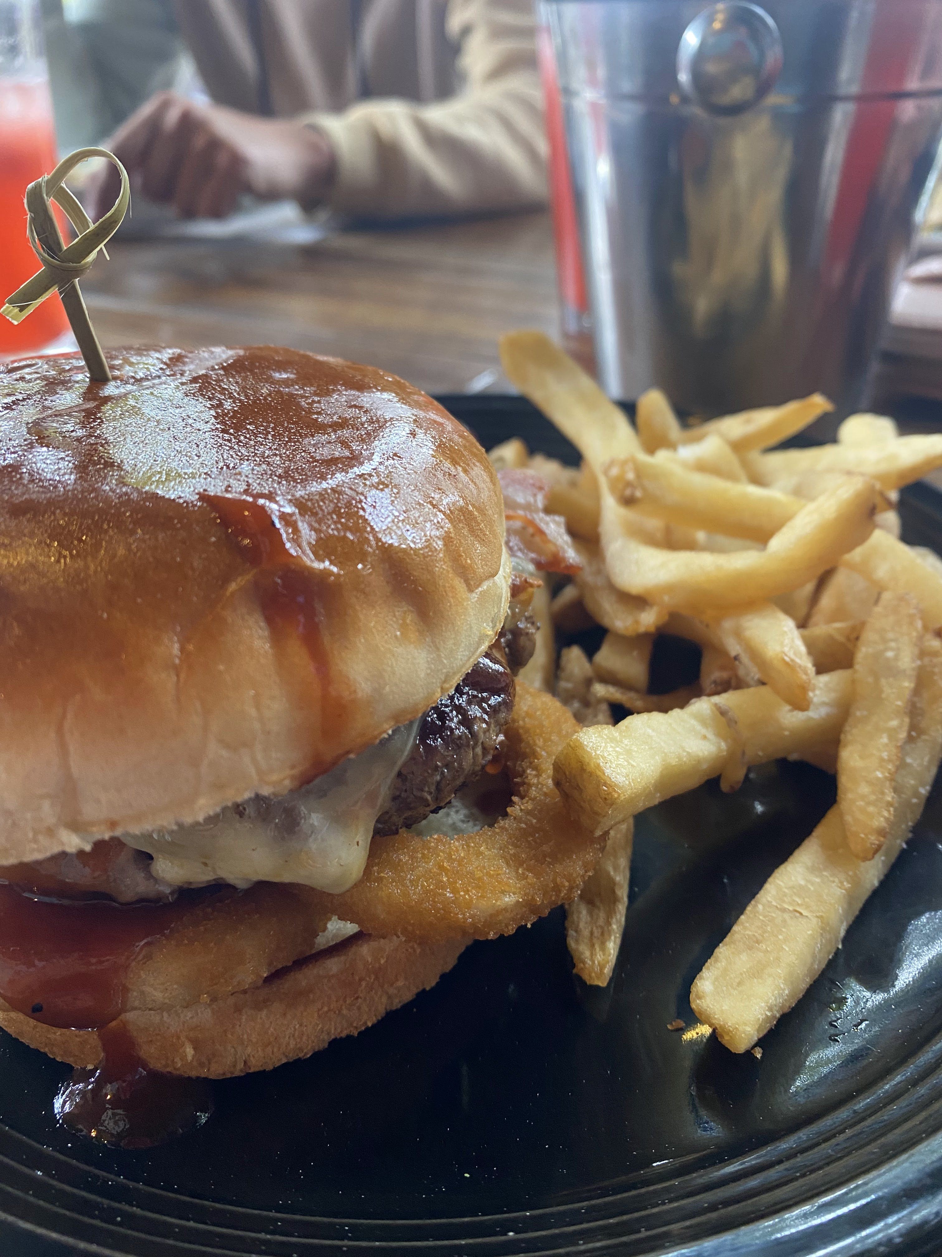 Dante's Eatery & Bar image 2