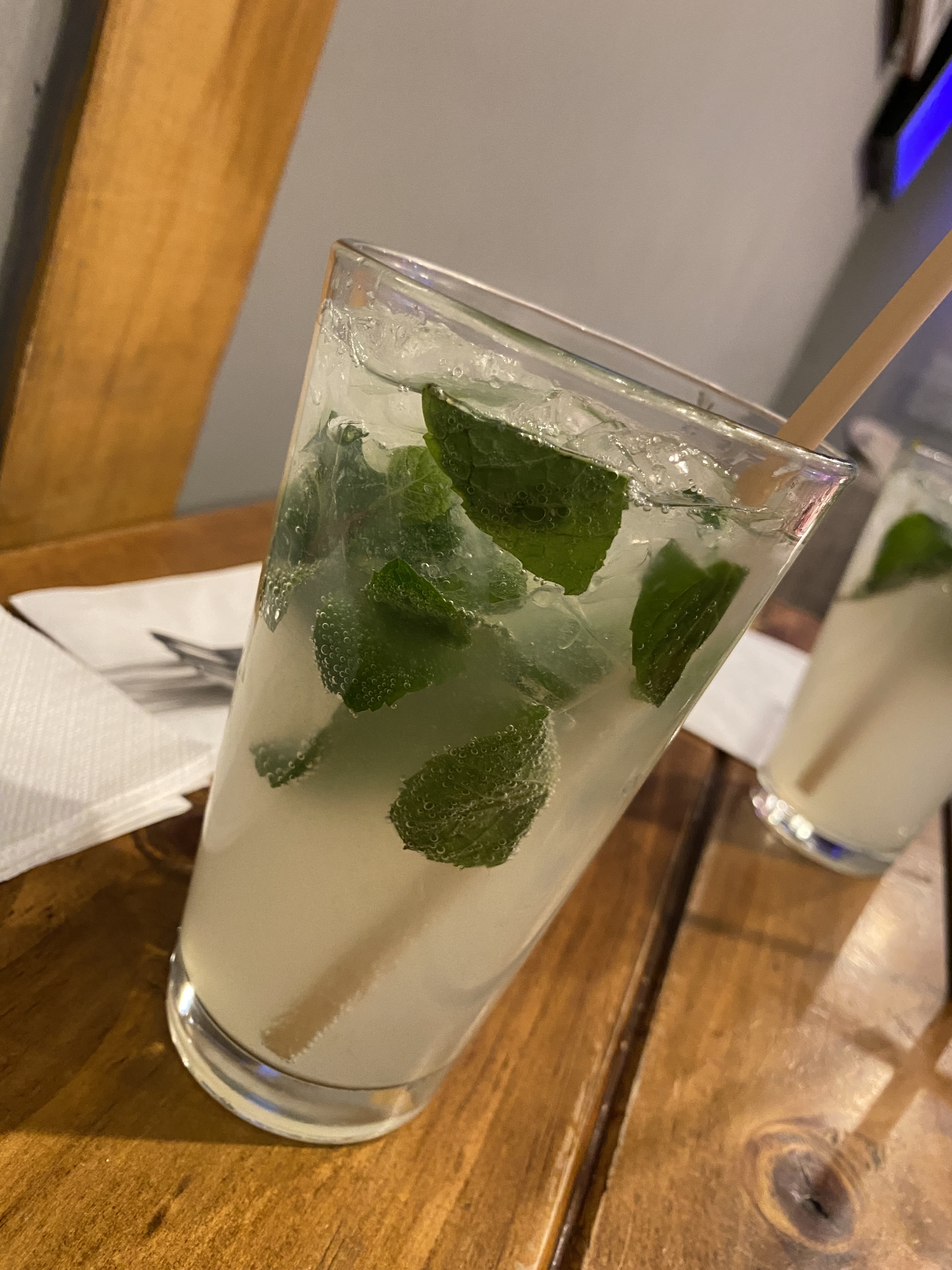 Dante's Eatery & Bar image 7