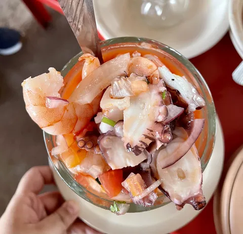 Super Mariscos Callos De Lobina image 1
