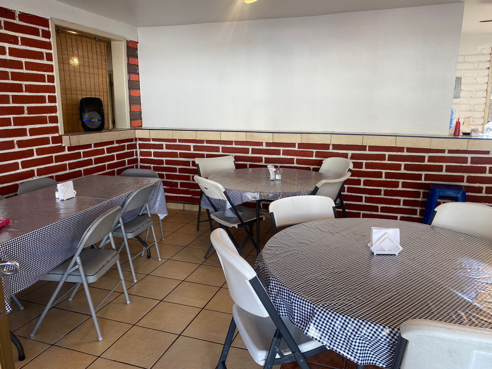 Los Compadres Asadero & Burritos image 5