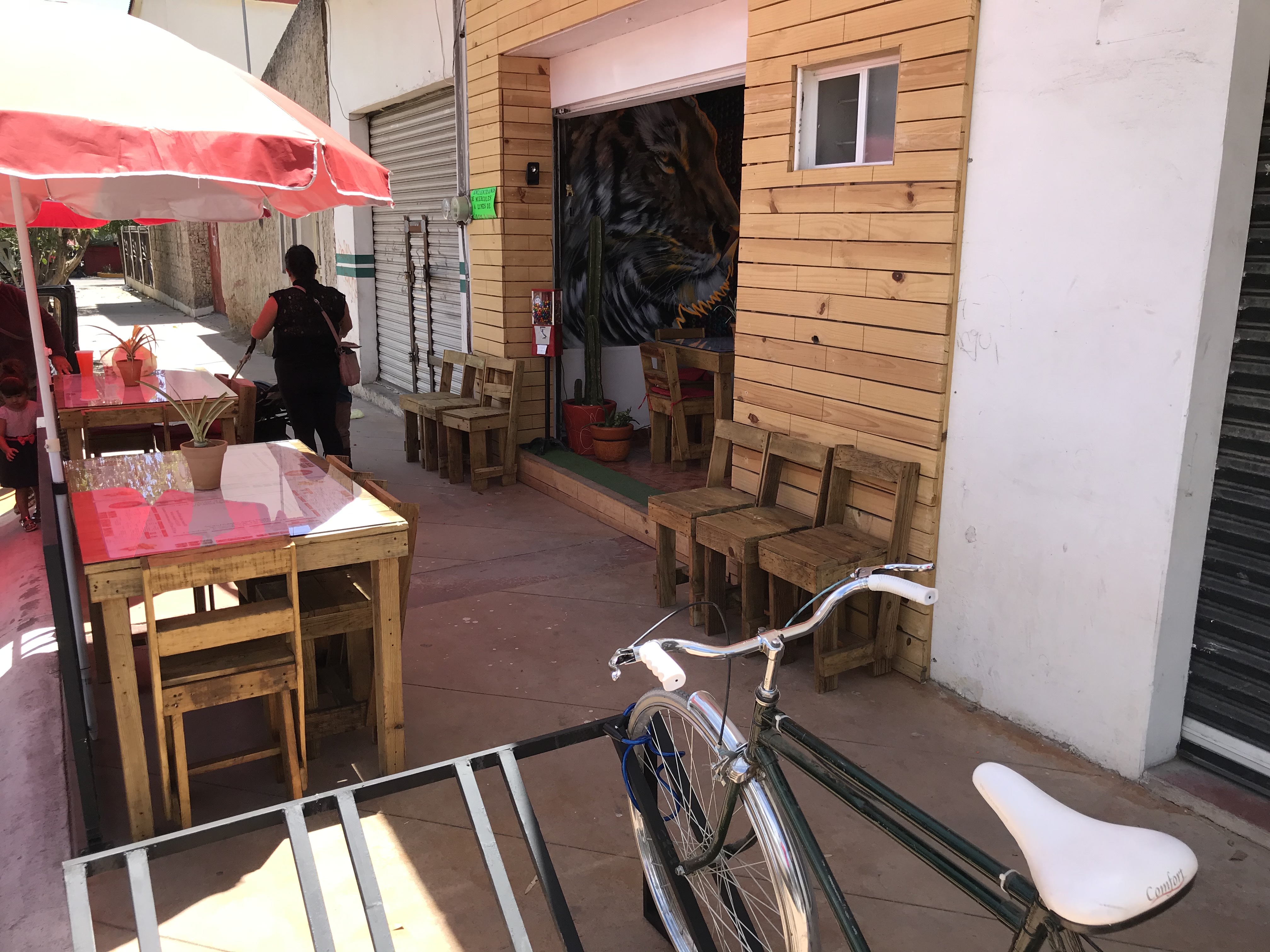 LA CASA DE NACHO - A comer y beber mexicano image 1